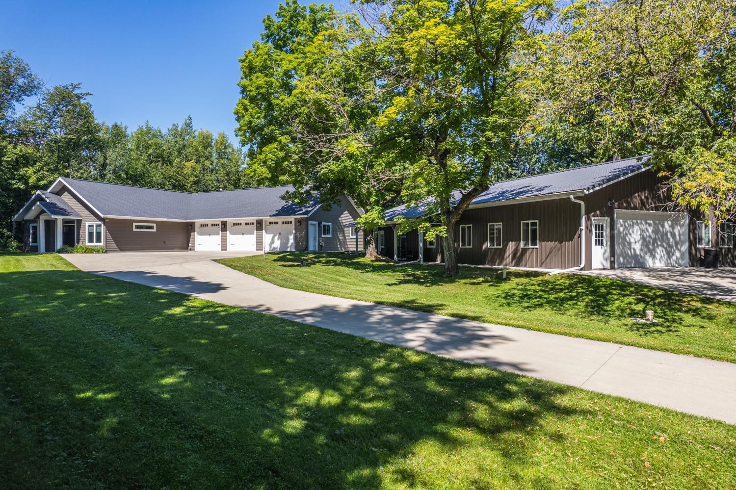 Pelican Rapids, Minnesota, 56572, United States, 5 Bedrooms Bedrooms, ,3 BathroomsBathrooms,Residential,Active,1927674
