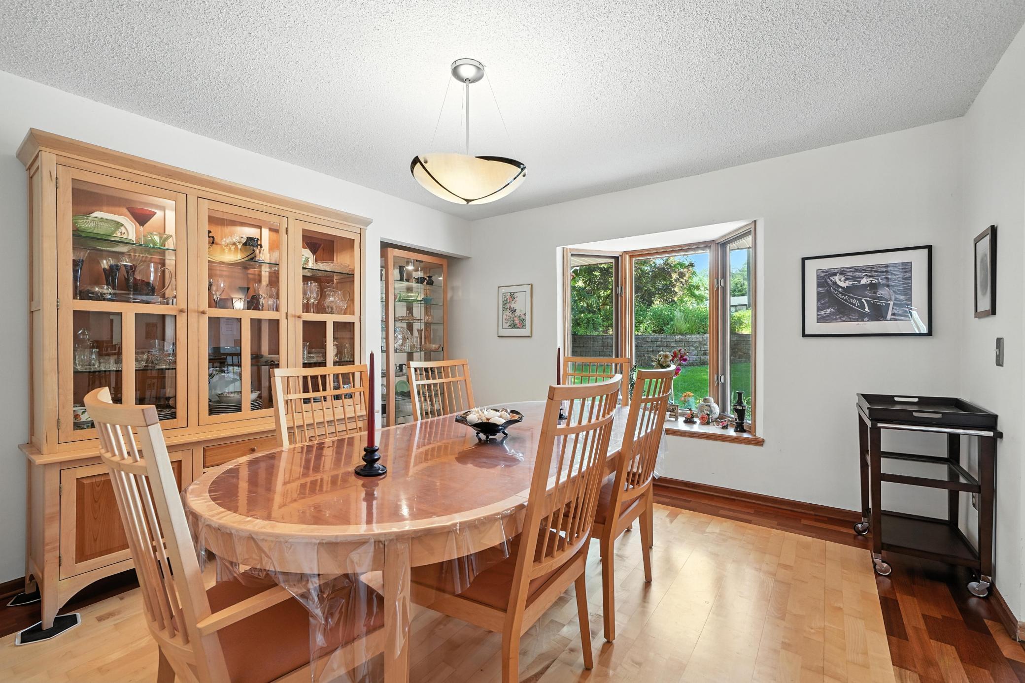 Orono, Minnesota, 55391, United States, 4 Bedrooms Bedrooms, ,3 BathroomsBathrooms,Residential,Active,1999170