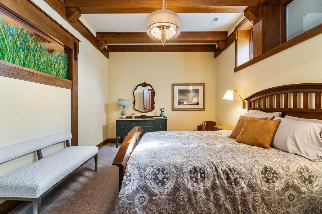 Menomonie, Wisconsin, 54751, United States, 2 Bedrooms Bedrooms, ,3 BathroomsBathrooms,Residential,Active,1993940