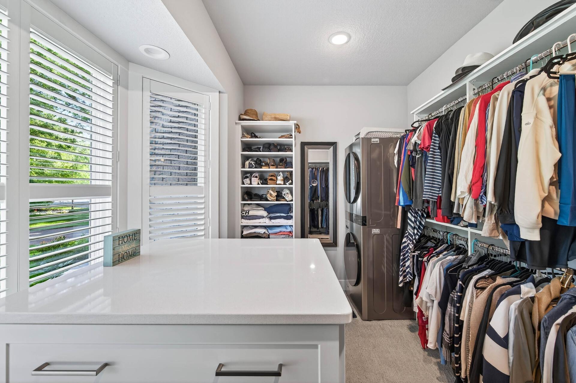 Mound, Minnesota, 55364, United States, 5 Bedrooms Bedrooms, ,4 BathroomsBathrooms,Residential,Active,1945534