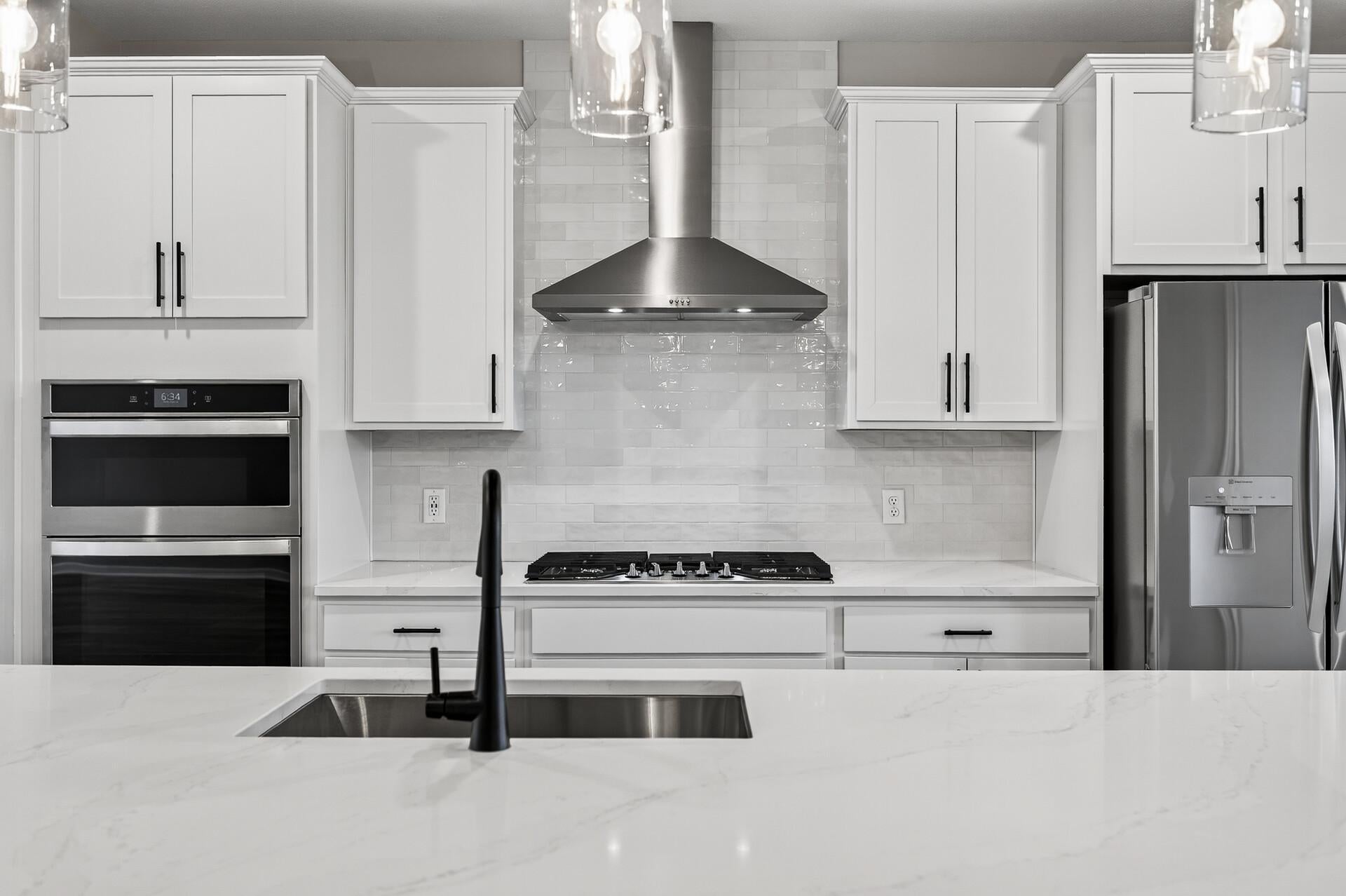 Saint Paul, Minnesota, 55116, United States, 4 Bedrooms Bedrooms, ,4 BathroomsBathrooms,Residential,Active,2003561