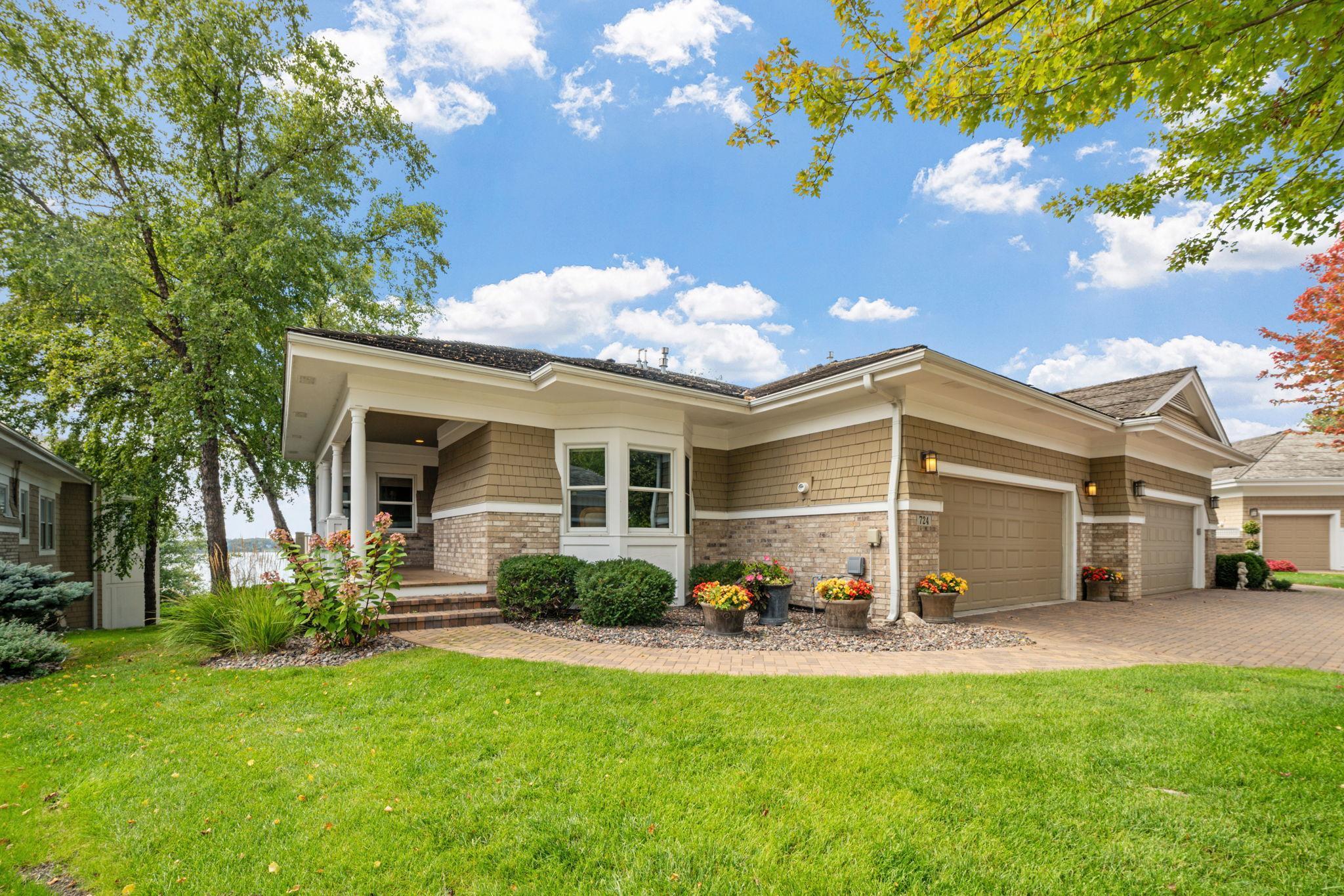 Wayzata, Minnesota, 55391, United States, 4 Bedrooms Bedrooms, ,3 BathroomsBathrooms,Residential,Active,1953718