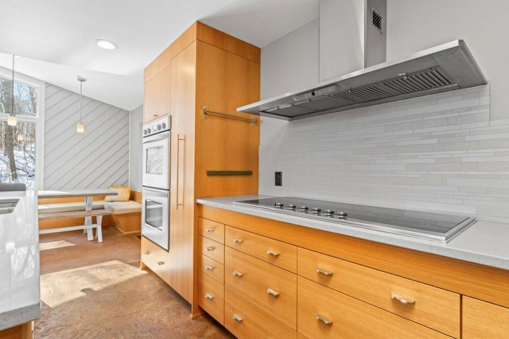 Rochester, Minnesota, 55902, United States, 5 Bedrooms Bedrooms, ,3 BathroomsBathrooms,Residential,Active,1899217