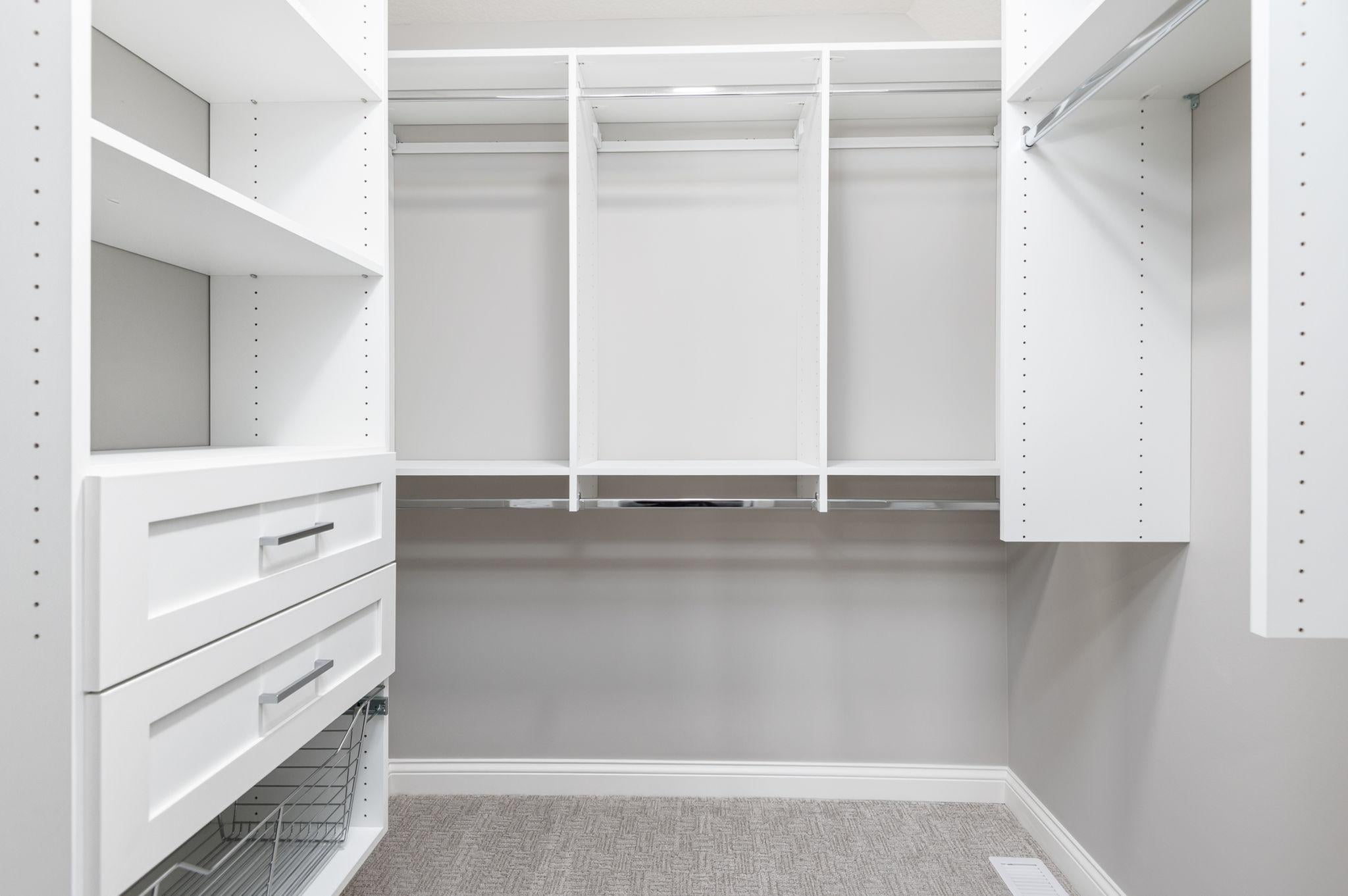 Minnetonka, Minnesota, 55345, United States, 5 Bedrooms Bedrooms, ,4 BathroomsBathrooms,Residential,Active,2025648