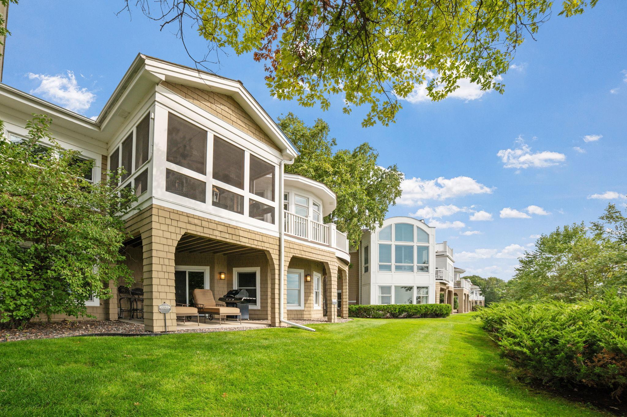 Wayzata, Minnesota, 55391, United States, 4 Bedrooms Bedrooms, ,3 BathroomsBathrooms,Residential,Active,1953718