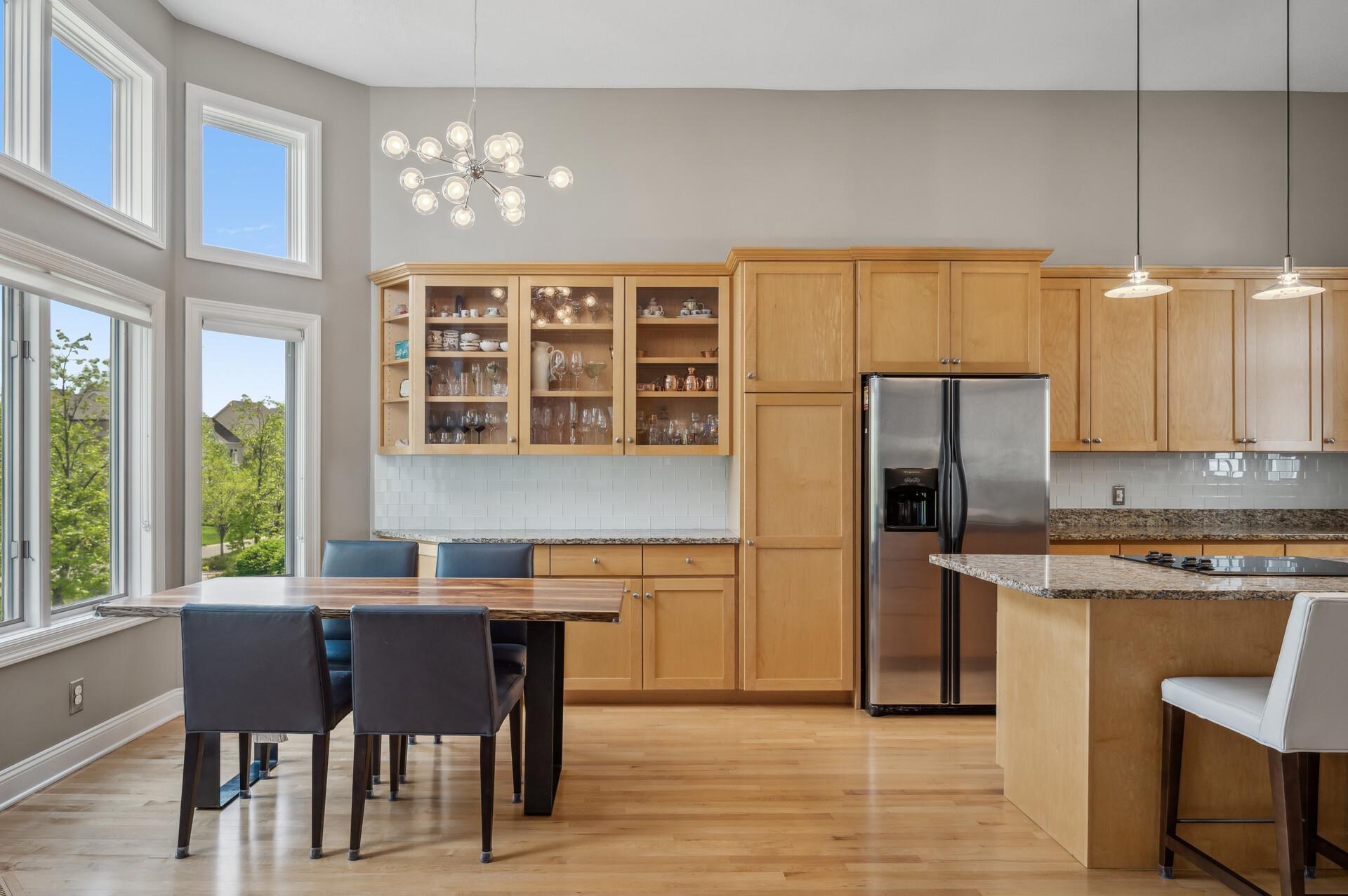 Minneapolis, Minnesota, 55401, United States, 4 Bedrooms Bedrooms, ,4 BathroomsBathrooms,Residential,Active,2003546