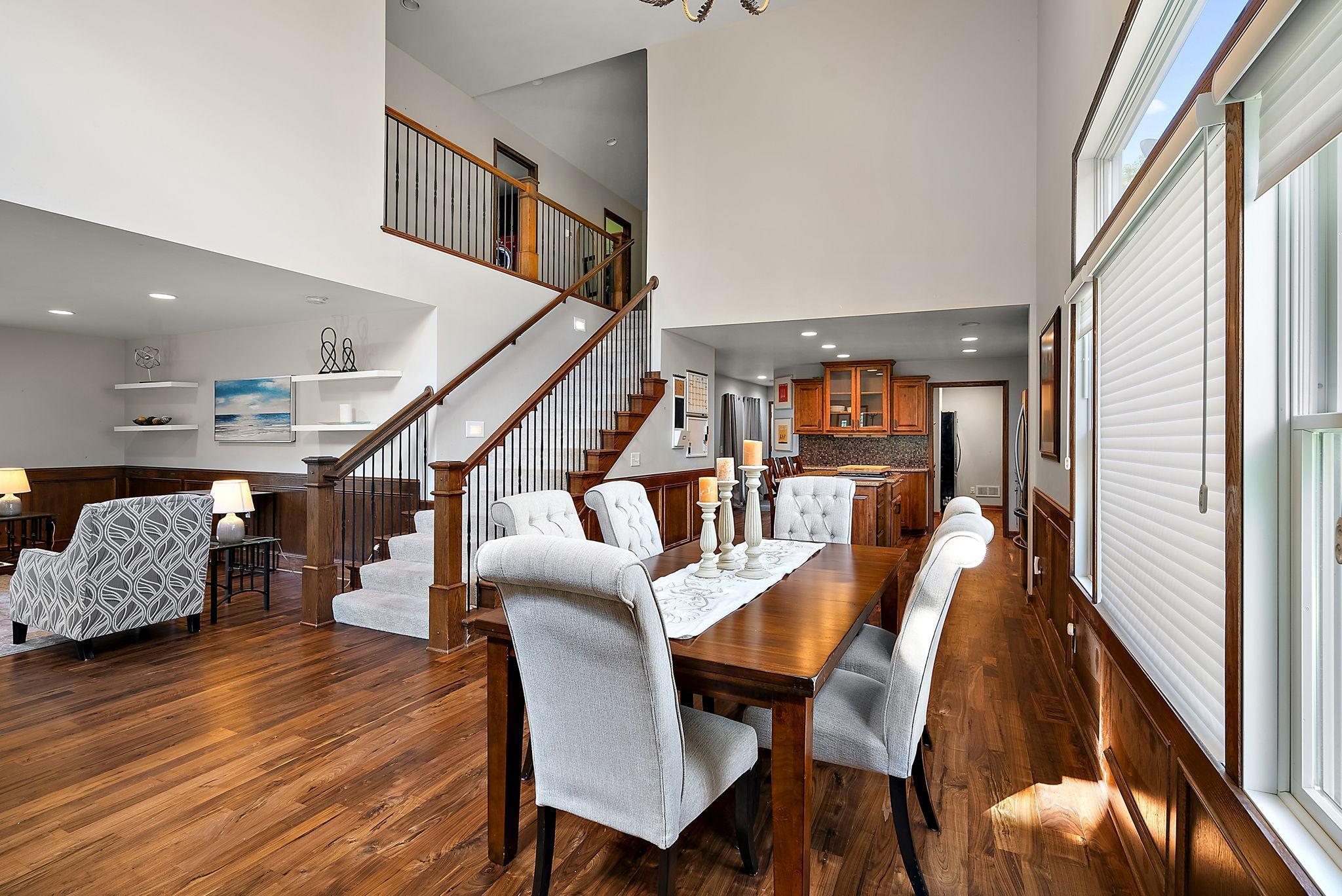 Minneapolis, Minnesota, 55424, United States, 5 Bedrooms Bedrooms, ,6 BathroomsBathrooms,Residential,Active,1936394