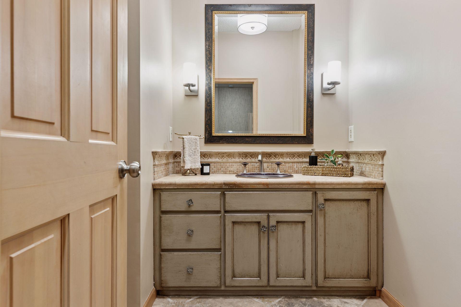 Eden Prairie, Minnesota, 55347, United States, 4 Bedrooms Bedrooms, ,5 BathroomsBathrooms,Residential,Active,1900199