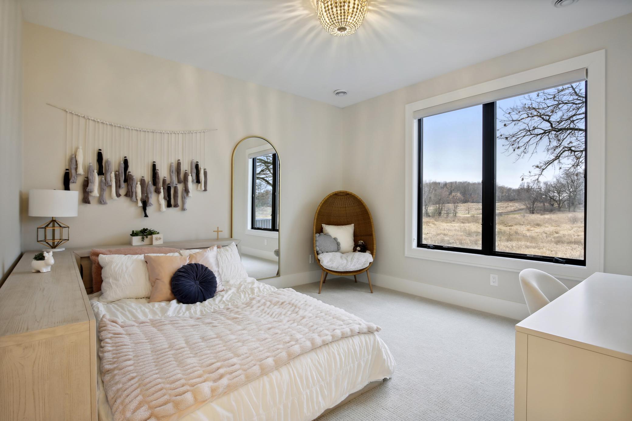 Eagan, Minnesota, 55123, United States, 5 Bedrooms Bedrooms, ,6 BathroomsBathrooms,Residential,Active,1944081