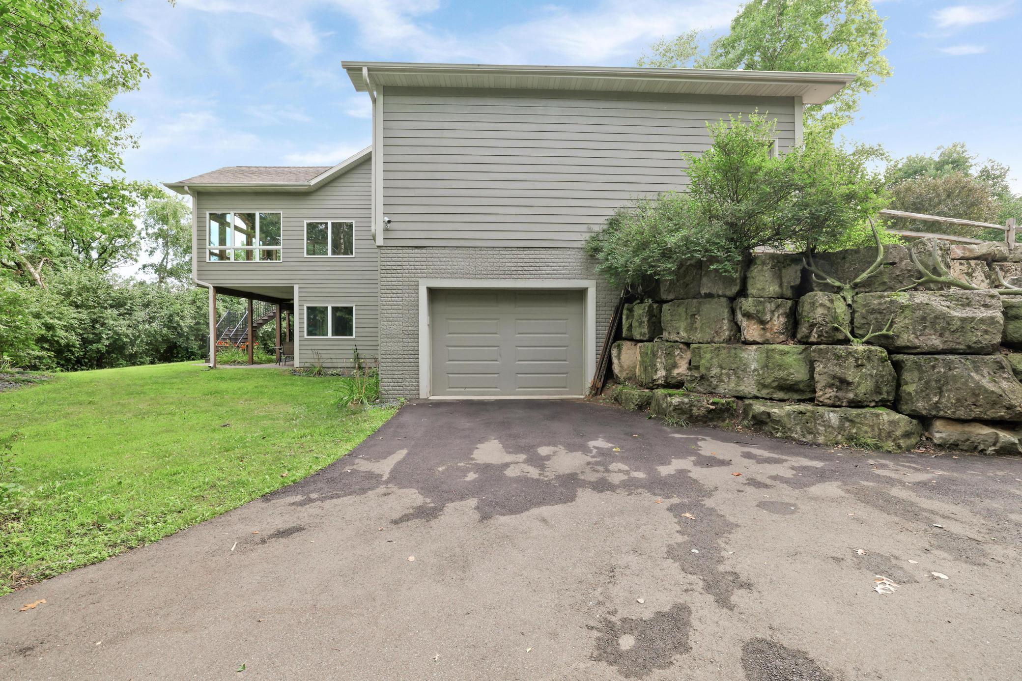 Prescott, Wisconsin, 54021, United States, 5 Bedrooms Bedrooms, ,4 BathroomsBathrooms,Residential,Active,1961932