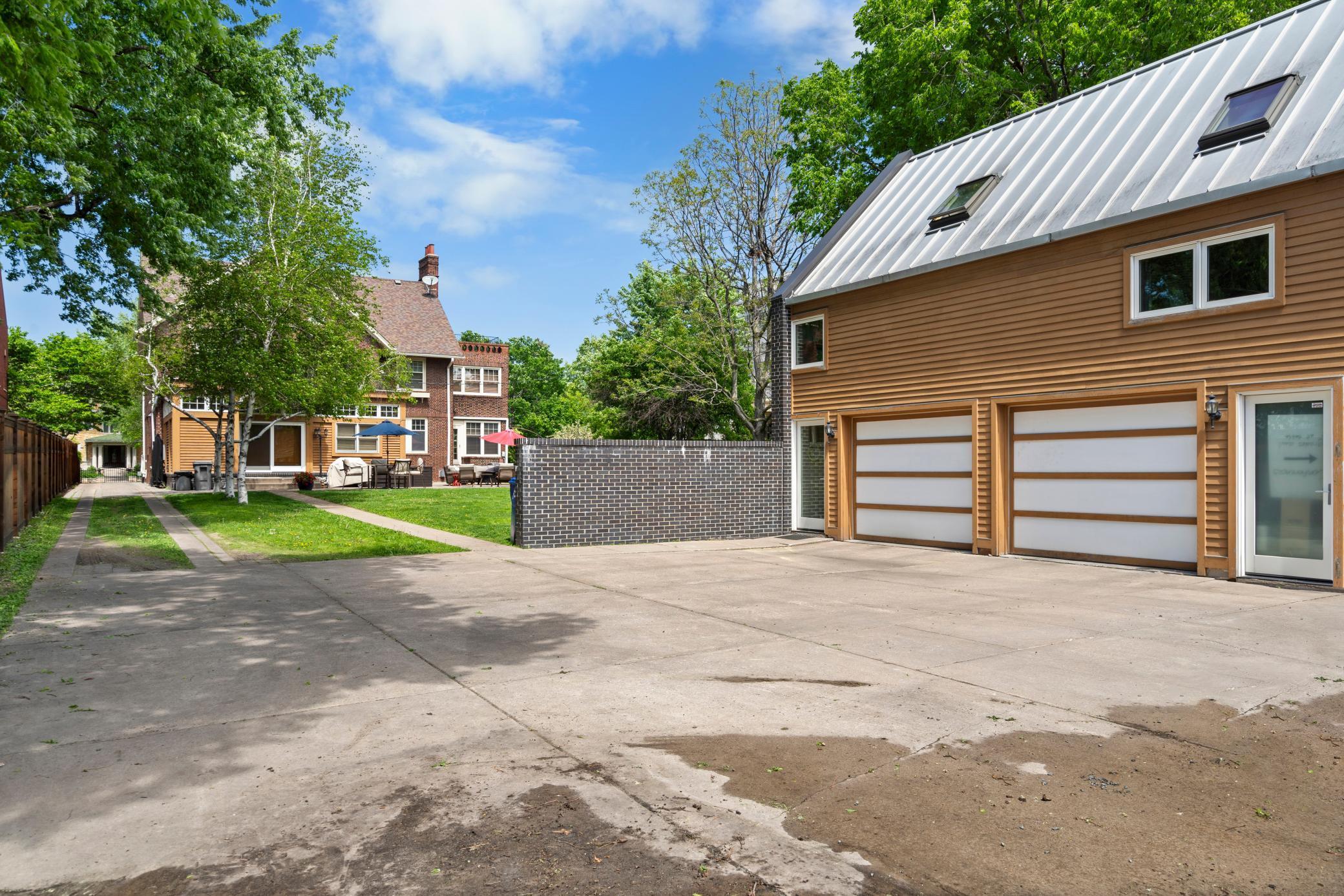 Saint Paul, Minnesota, 55105, United States, 6 Bedrooms Bedrooms, ,5 BathroomsBathrooms,Residential,Pending,2011867