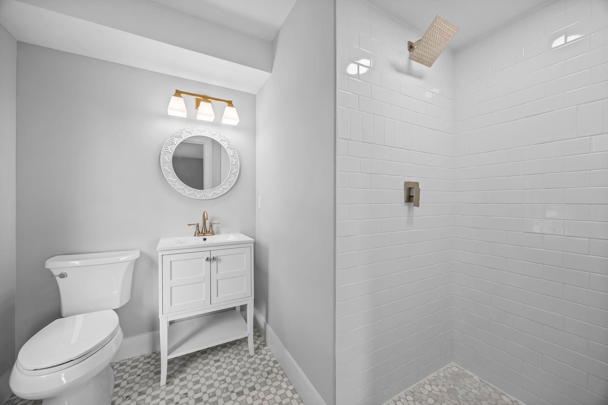 Minneapolis, Minnesota, 55435, United States, 5 Bedrooms Bedrooms, ,5 BathroomsBathrooms,Residential,Active,1944270