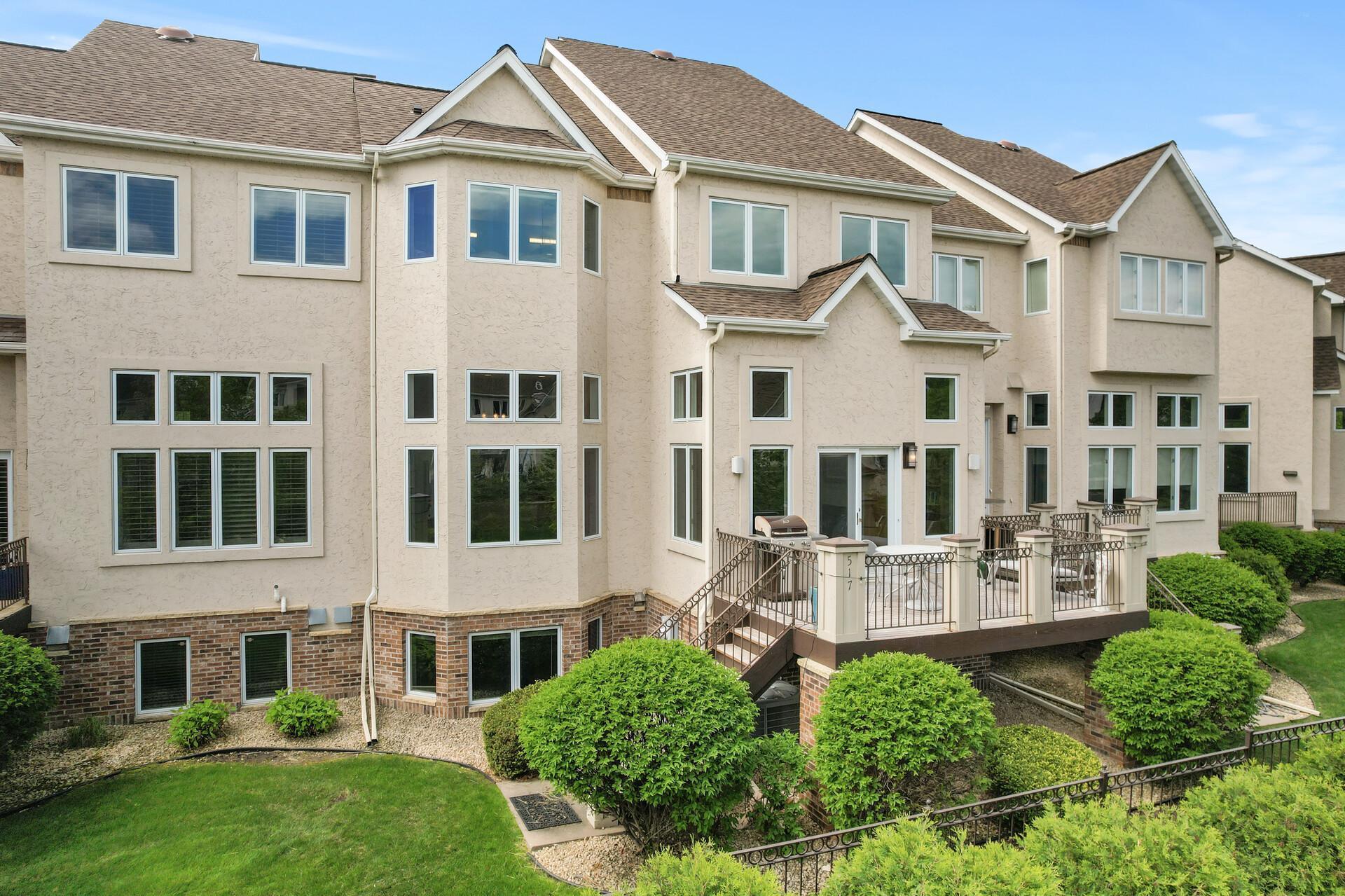 Minneapolis, Minnesota, 55401, United States, 4 Bedrooms Bedrooms, ,4 BathroomsBathrooms,Residential,Active,2003546