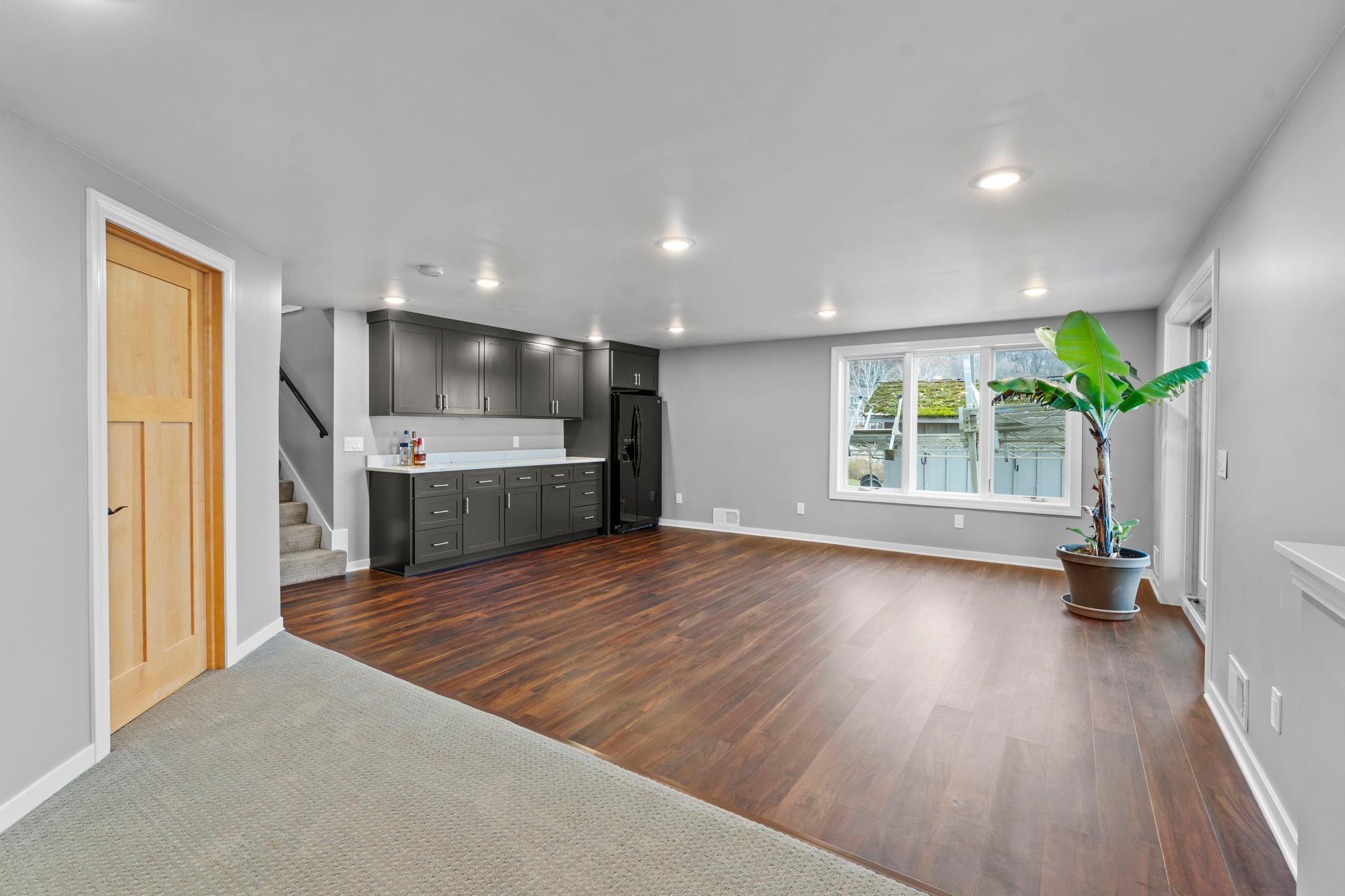 Saint Paul, Minnesota, 55126, United States, 4 Bedrooms Bedrooms, ,4 BathroomsBathrooms,Residential,Active,2027818