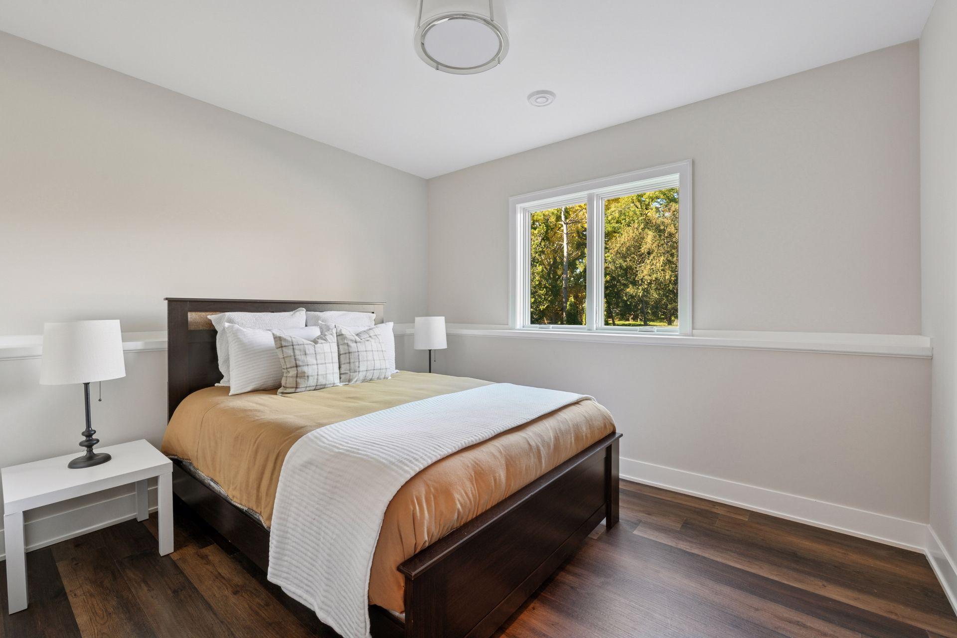 Saint Paul, Minnesota, 55118, United States, 4 Bedrooms Bedrooms, ,4 BathroomsBathrooms,Residential,Active,1973547