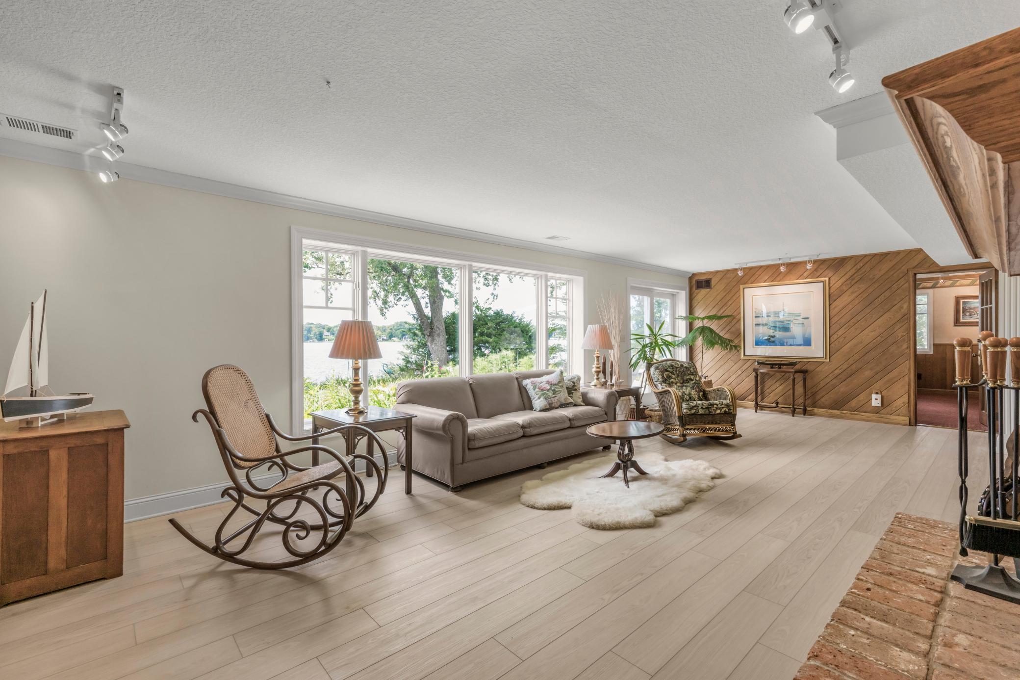 Orono, Minnesota, 55356, United States, 6 Bedrooms Bedrooms, ,6 BathroomsBathrooms,Residential,Active,1936632