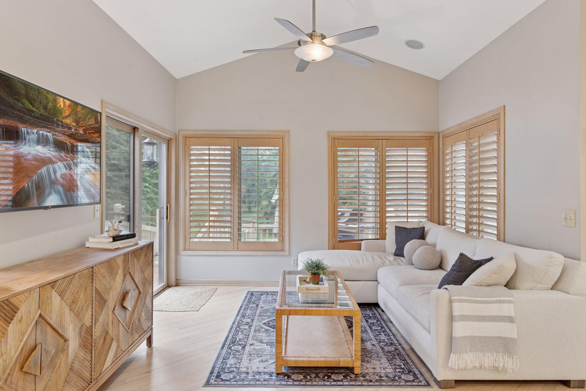 Eden Prairie, Minnesota, 55347, United States, 5 Bedrooms Bedrooms, ,5 BathroomsBathrooms,Residential,Active,2007097