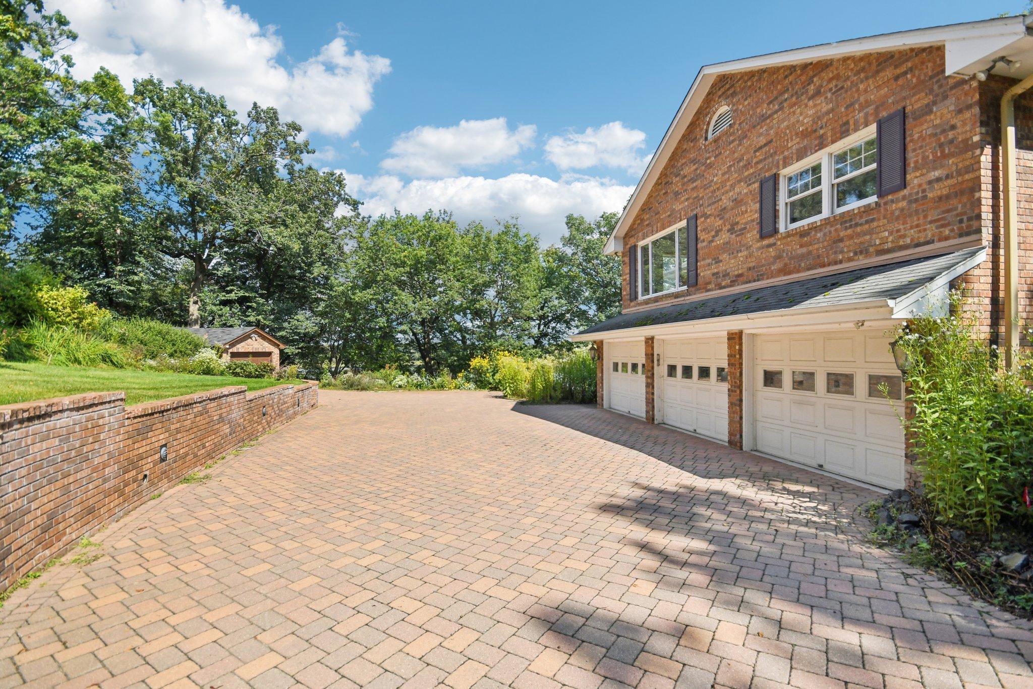 North Oaks, Minnesota, 55127, United States, 5 Bedrooms Bedrooms, ,5 BathroomsBathrooms,Residential,Active,1943773