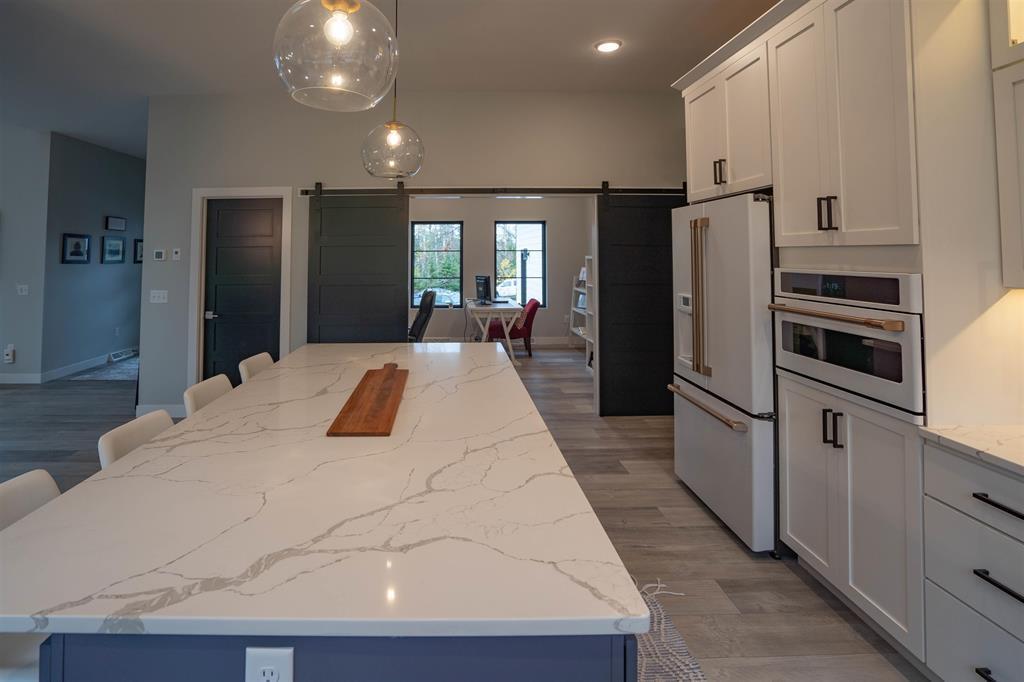 Duluth, Minnesota, 55811, United States, 3 Bedrooms Bedrooms, ,3 BathroomsBathrooms,Residential,Active,1963384