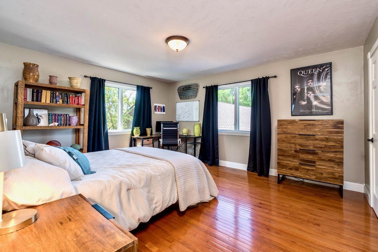 Elysian, Minnesota, 56028, United States, 6 Bedrooms Bedrooms, ,6 BathroomsBathrooms,Residential,Active,1831792