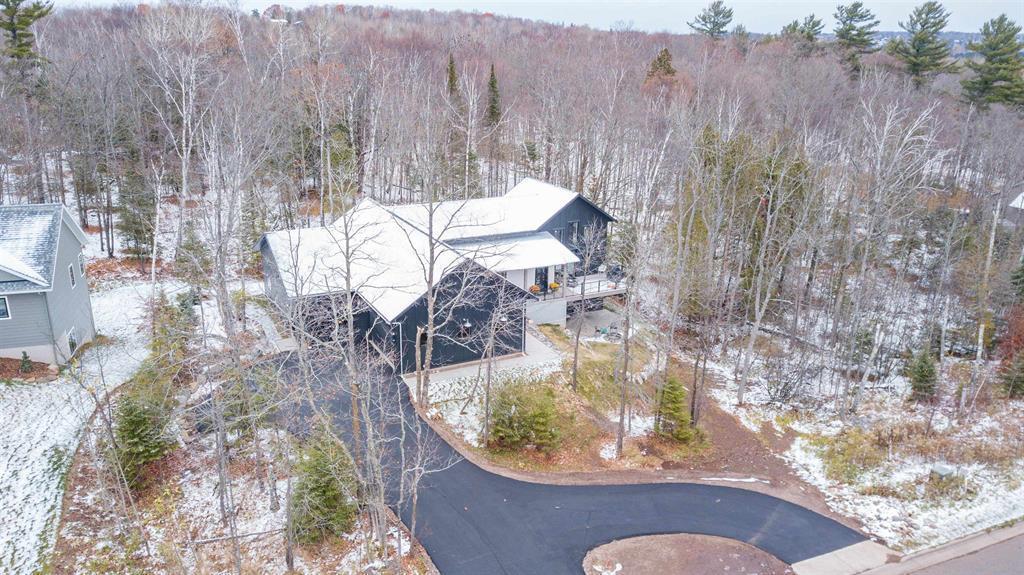 Duluth, Minnesota, 55811, United States, 3 Bedrooms Bedrooms, ,3 BathroomsBathrooms,Residential,Active,1963384