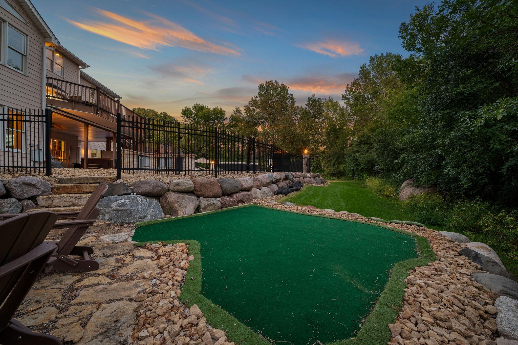 West Saint Paul, Minnesota, 55118, United States, 5 Bedrooms Bedrooms, ,5 BathroomsBathrooms,Residential,Active,2013431