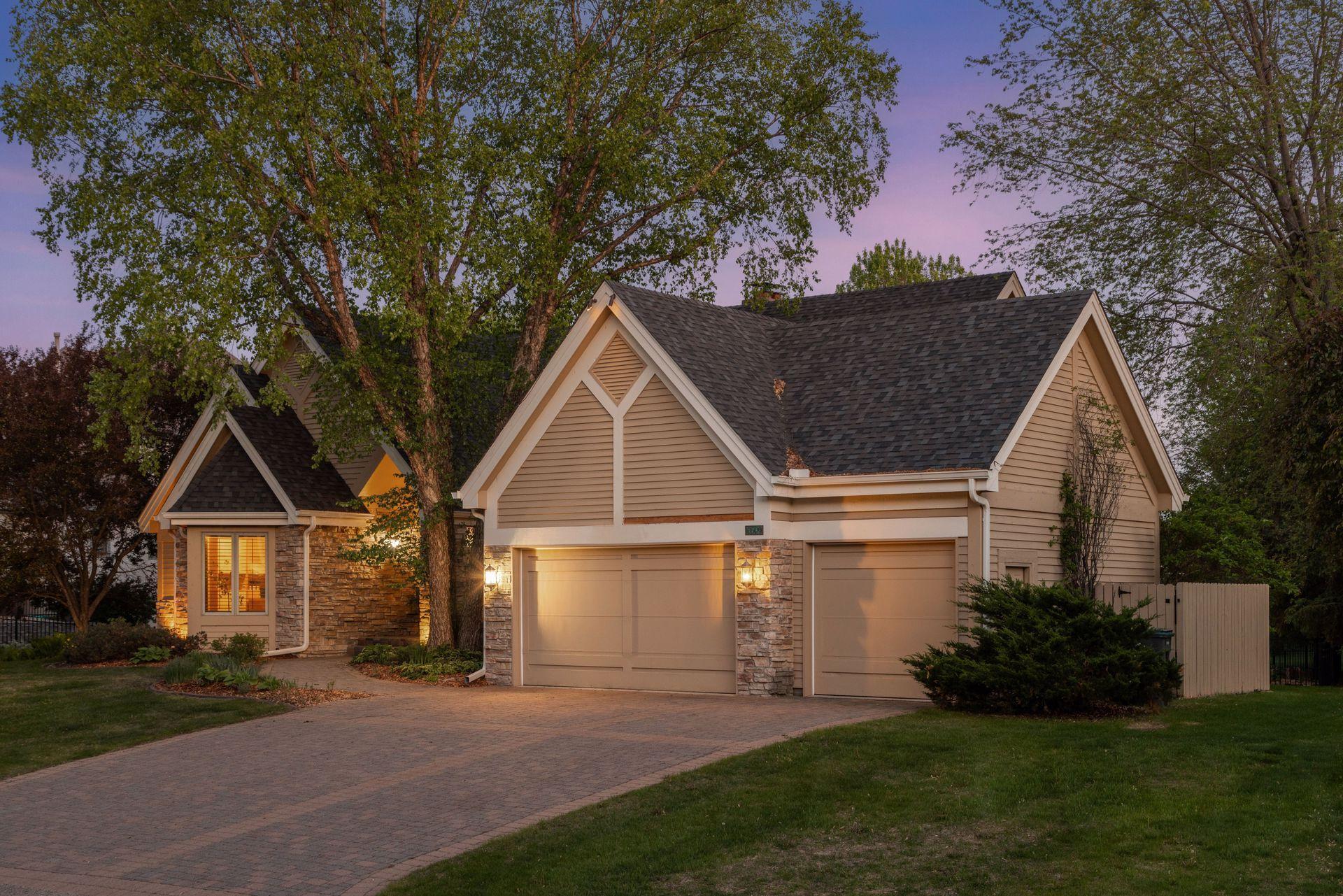 Eden Prairie, Minnesota, 55347, United States, 5 Bedrooms Bedrooms, ,5 BathroomsBathrooms,Residential,Active,2007097