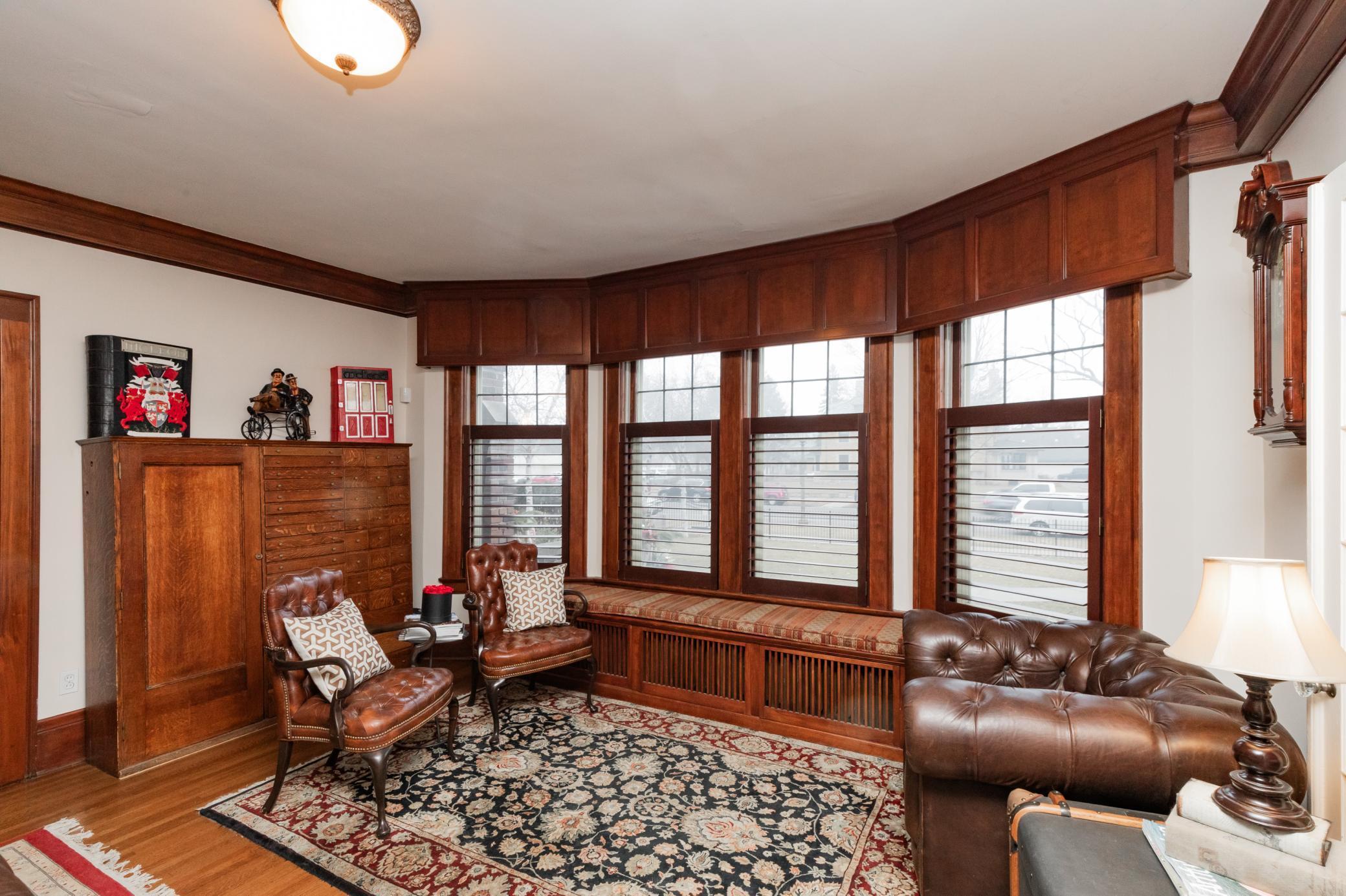 Saint Paul, Minnesota, 55105, United States, 6 Bedrooms Bedrooms, ,5 BathroomsBathrooms,Residential,Pending,2011867