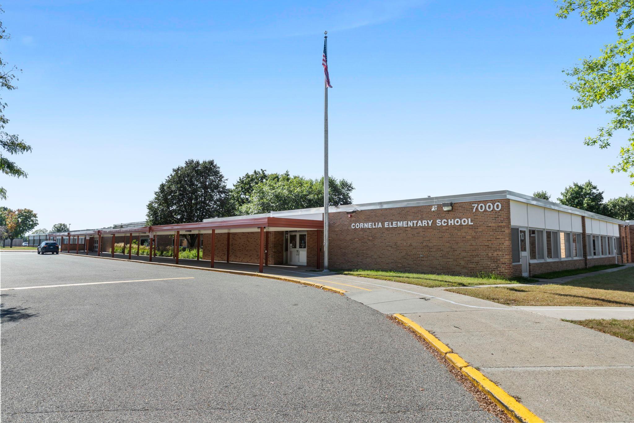 Minneapolis, Minnesota, 55435, United States, 5 Bedrooms Bedrooms, ,5 BathroomsBathrooms,Residential,Active,1944270