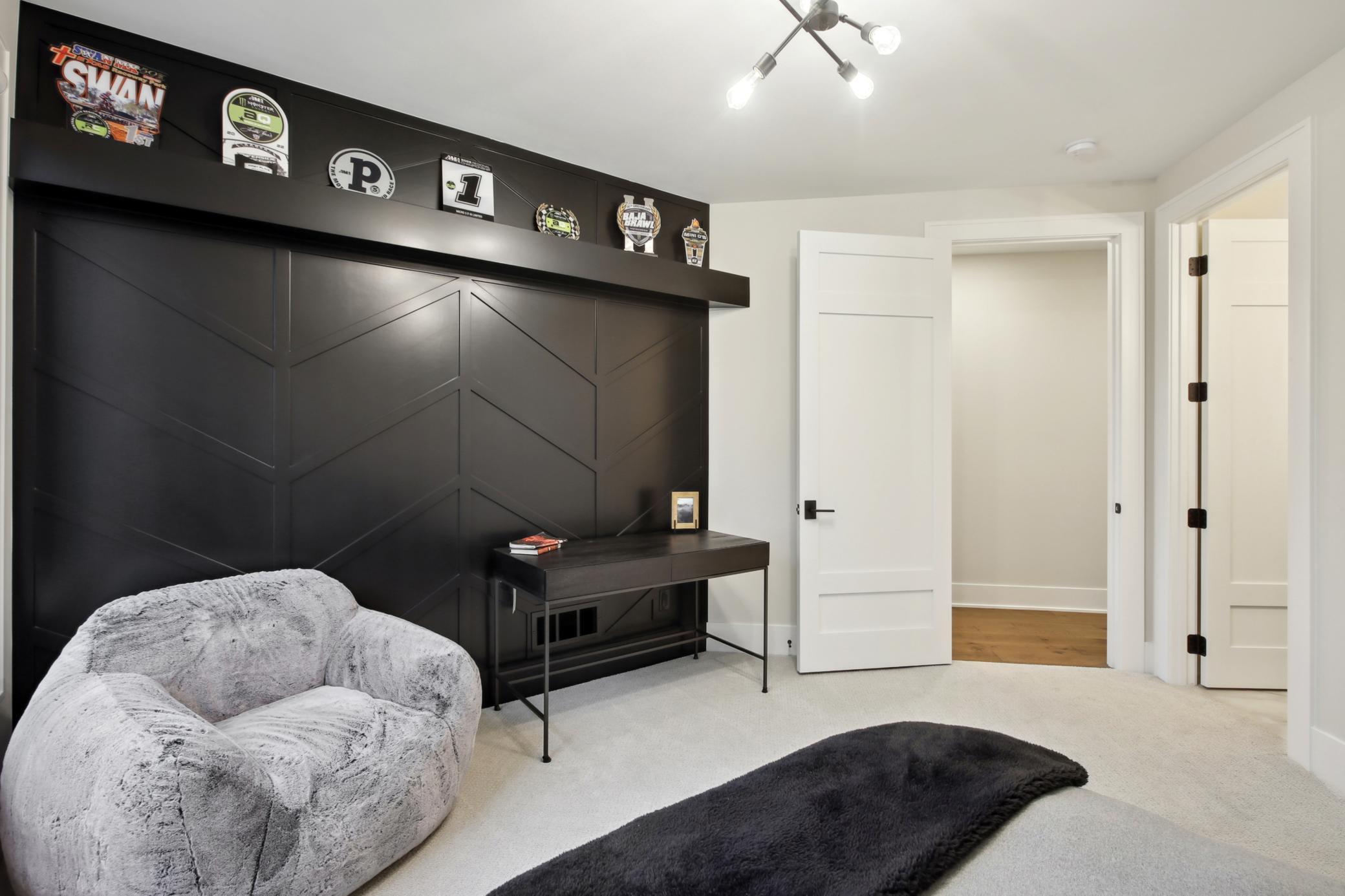 Eagan, Minnesota, 55123, United States, 5 Bedrooms Bedrooms, ,6 BathroomsBathrooms,Residential,Active,1944081