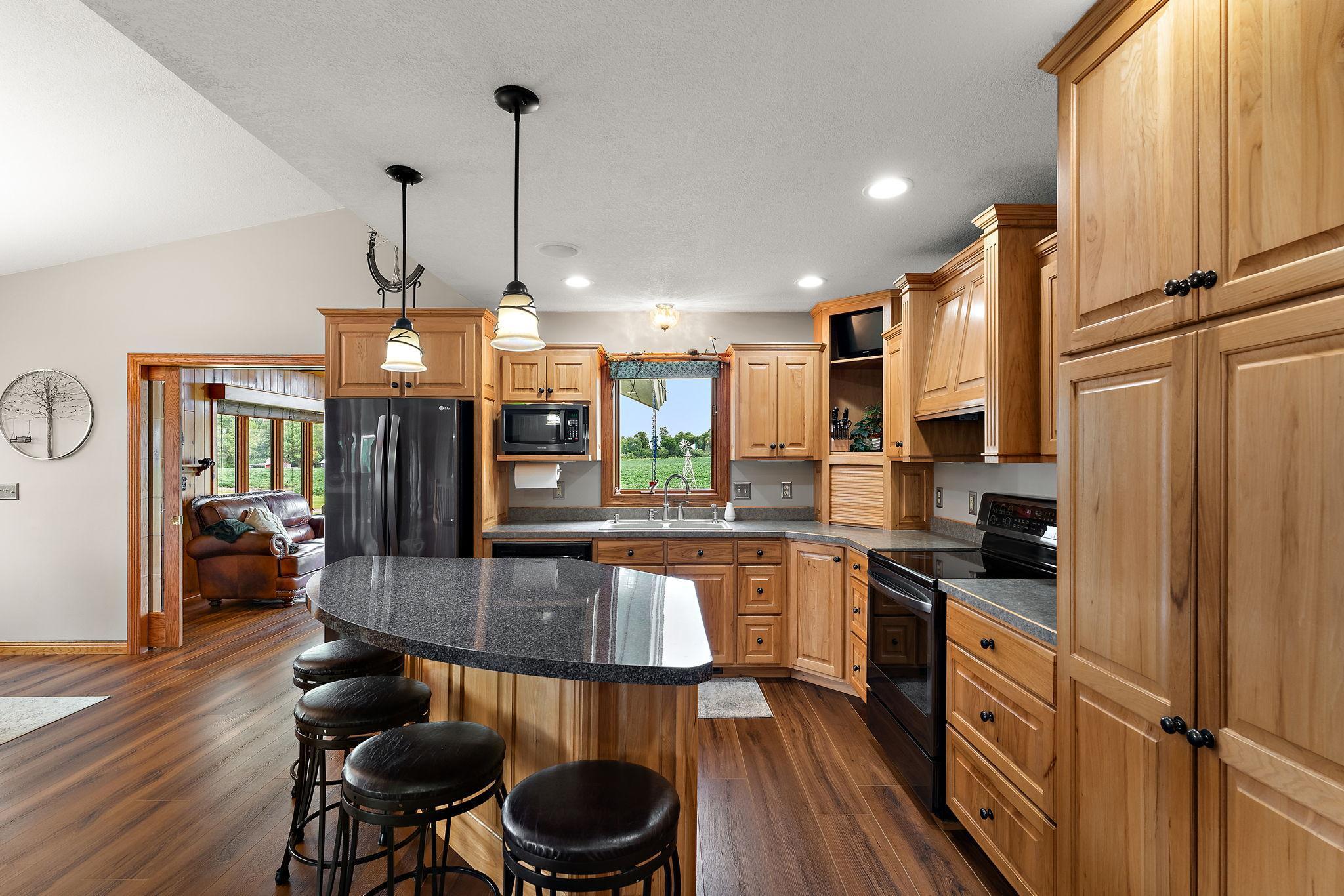 Faribault, Minnesota, 55021, United States, 4 Bedrooms Bedrooms, ,4 BathroomsBathrooms,Residential,Active,1909659