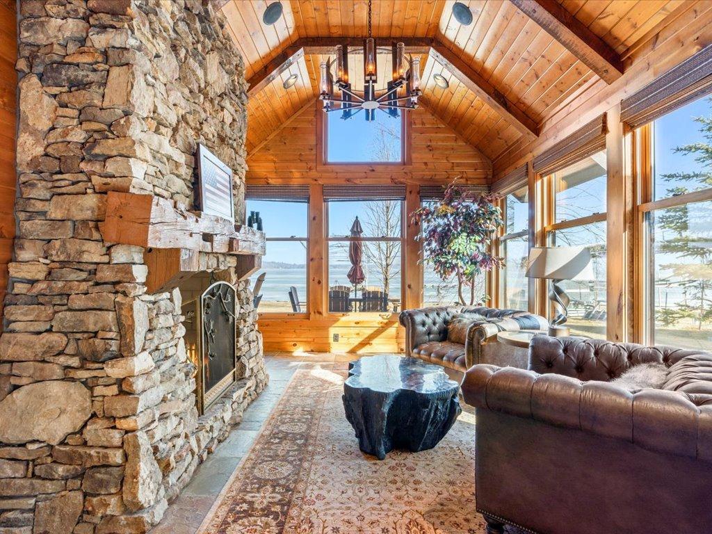 Brainerd, Minnesota, 56401, United States, 5 Bedrooms Bedrooms, ,5 BathroomsBathrooms,Residential,Active,1762863