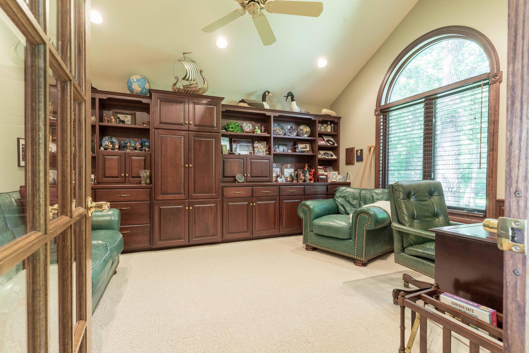 Alexandria, Minnesota, 56308, United States, 4 Bedrooms Bedrooms, ,6 BathroomsBathrooms,Residential,Active,1964256