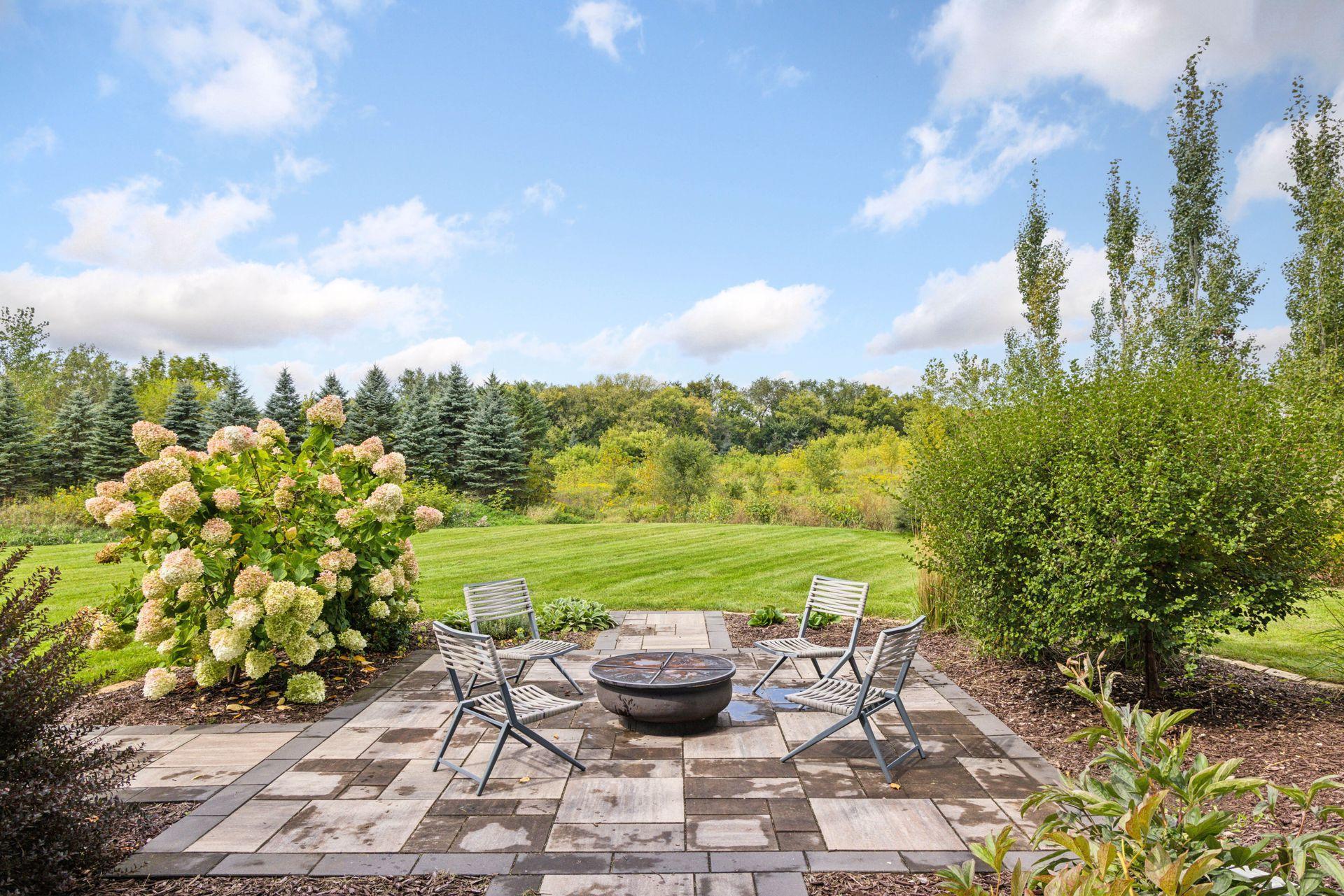 Woodbury, Minnesota, 55129, United States, 6 Bedrooms Bedrooms, ,6 BathroomsBathrooms,Residential,Active,1871286