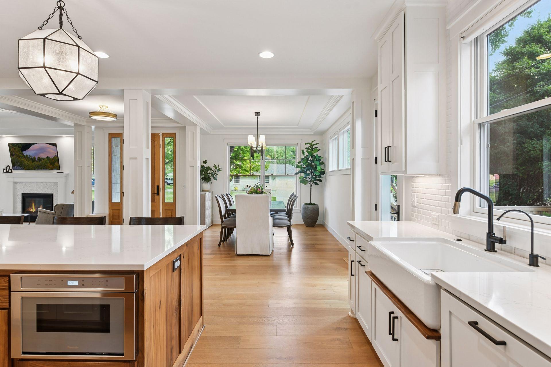 Edina, Minnesota, 55424, United States, 5 Bedrooms Bedrooms, ,5 BathroomsBathrooms,Residential,Active,1952315