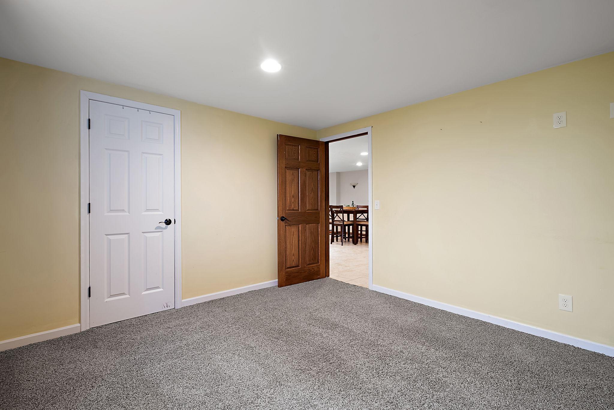 Minneapolis, Minnesota, 55424, United States, 5 Bedrooms Bedrooms, ,6 BathroomsBathrooms,Residential,Active,1936394