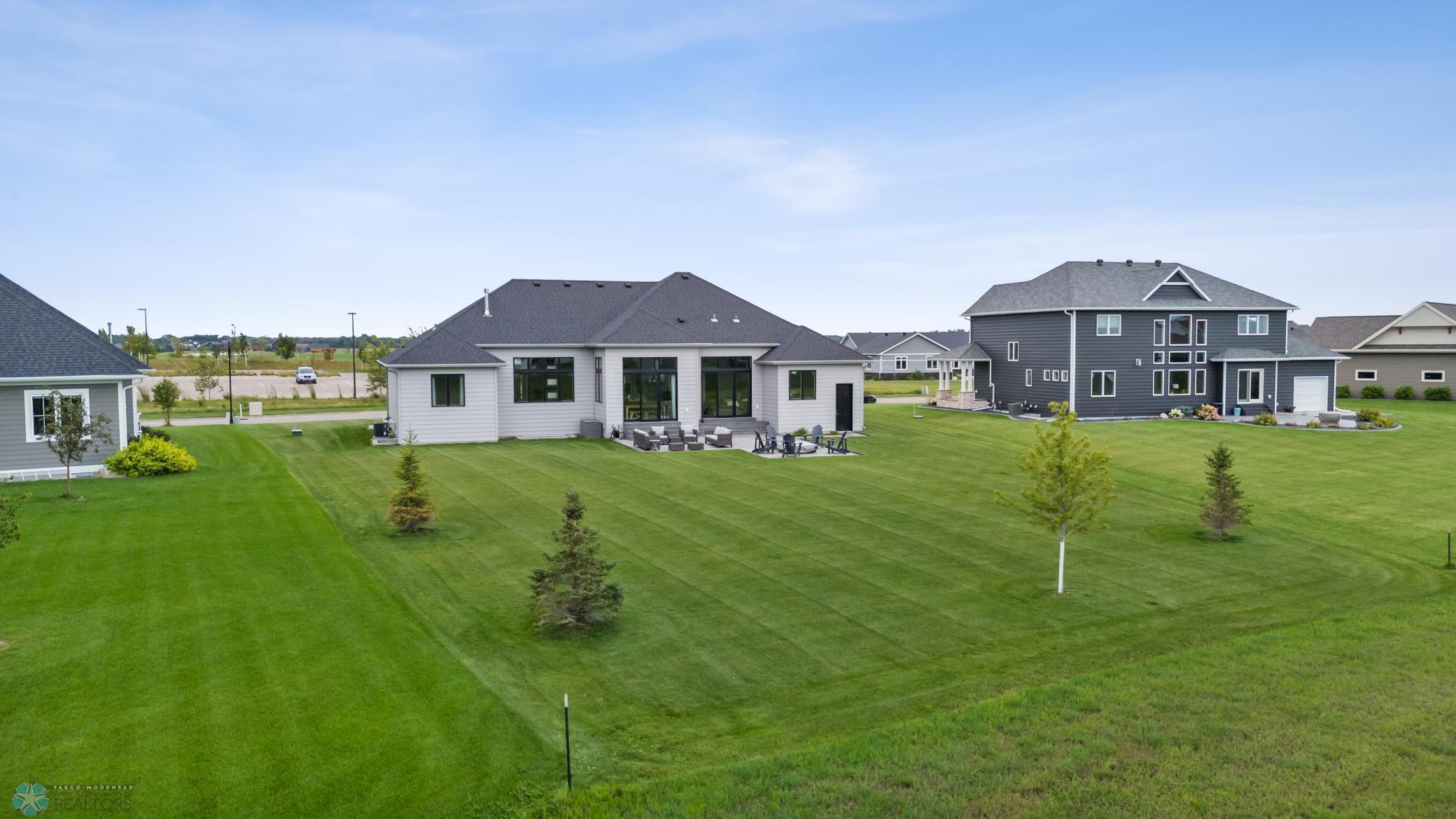 Oxbow, North Dakota, 58047, United States, 5 Bedrooms Bedrooms, ,3 BathroomsBathrooms,Residential,Active,1926894