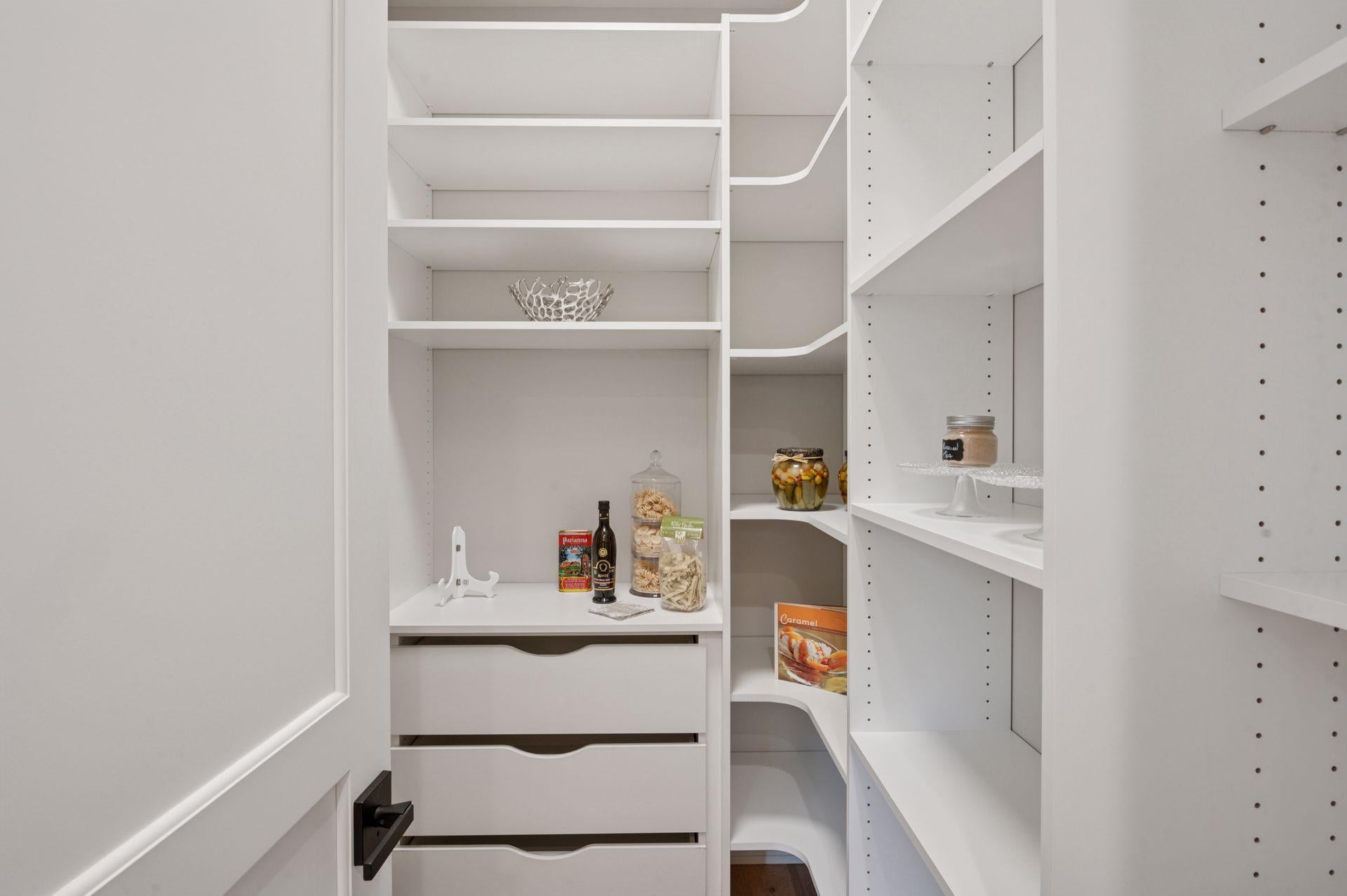 Shoreview, Minnesota, 55126, United States, ,3 BathroomsBathrooms,Residential,Active,1756386