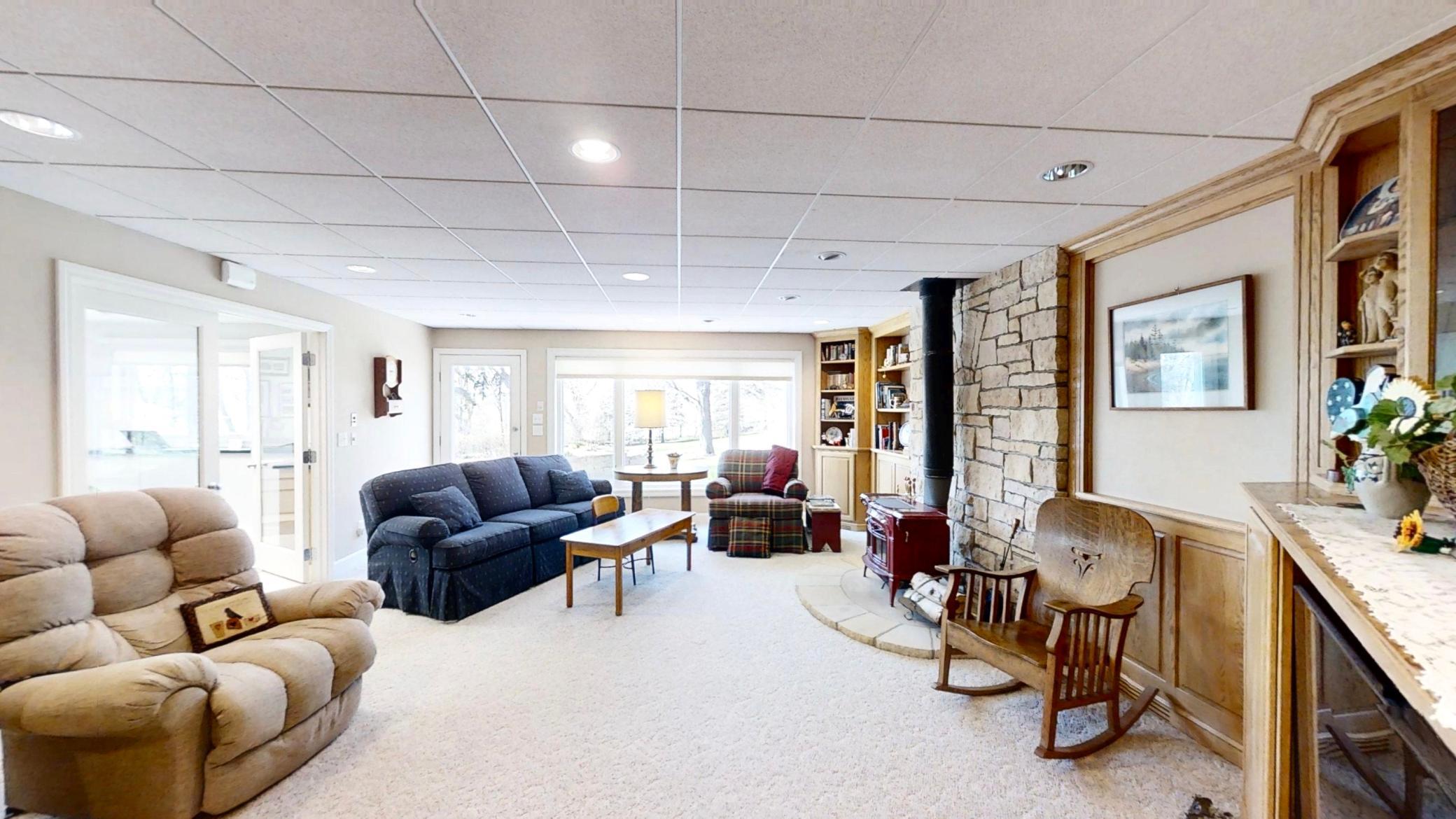 Northfield, Minnesota, 55057, United States, 3 Bedrooms Bedrooms, ,3 BathroomsBathrooms,Residential,Active,1920261