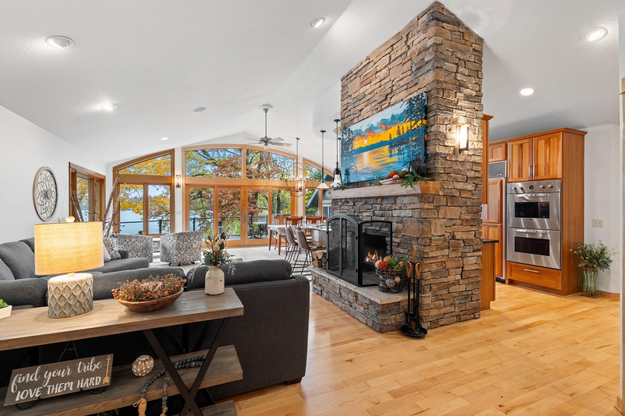 Arden Hills, Minnesota, 55112, United States, 4 Bedrooms Bedrooms, ,3 BathroomsBathrooms,Residential,Active,1973290