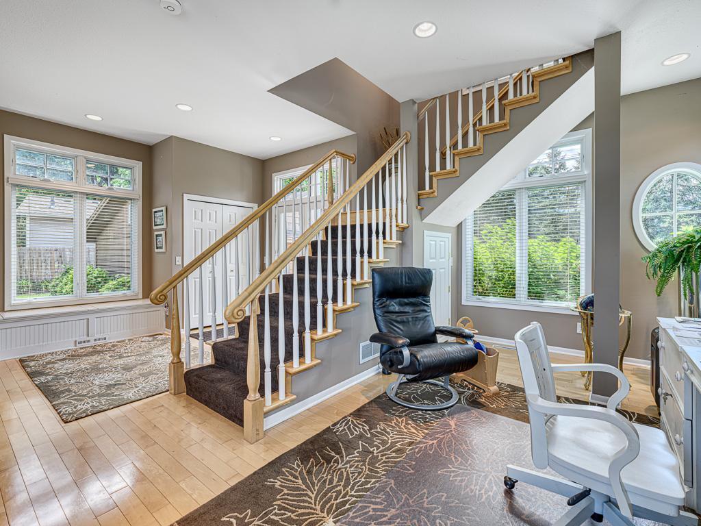 Mound, Minnesota, 55364, United States, 4 Bedrooms Bedrooms, ,3 BathroomsBathrooms,Residential,Active,1899869
