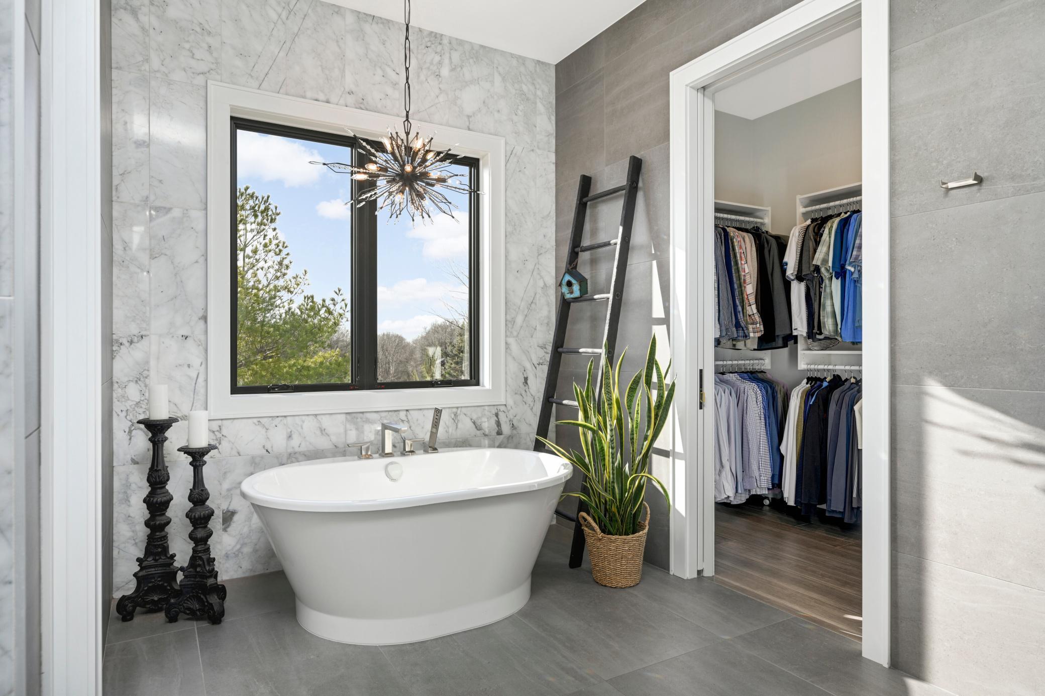 Prior Lake, Minnesota, 55372, United States, 4 Bedrooms Bedrooms, ,4 BathroomsBathrooms,Residential,Active,1920284