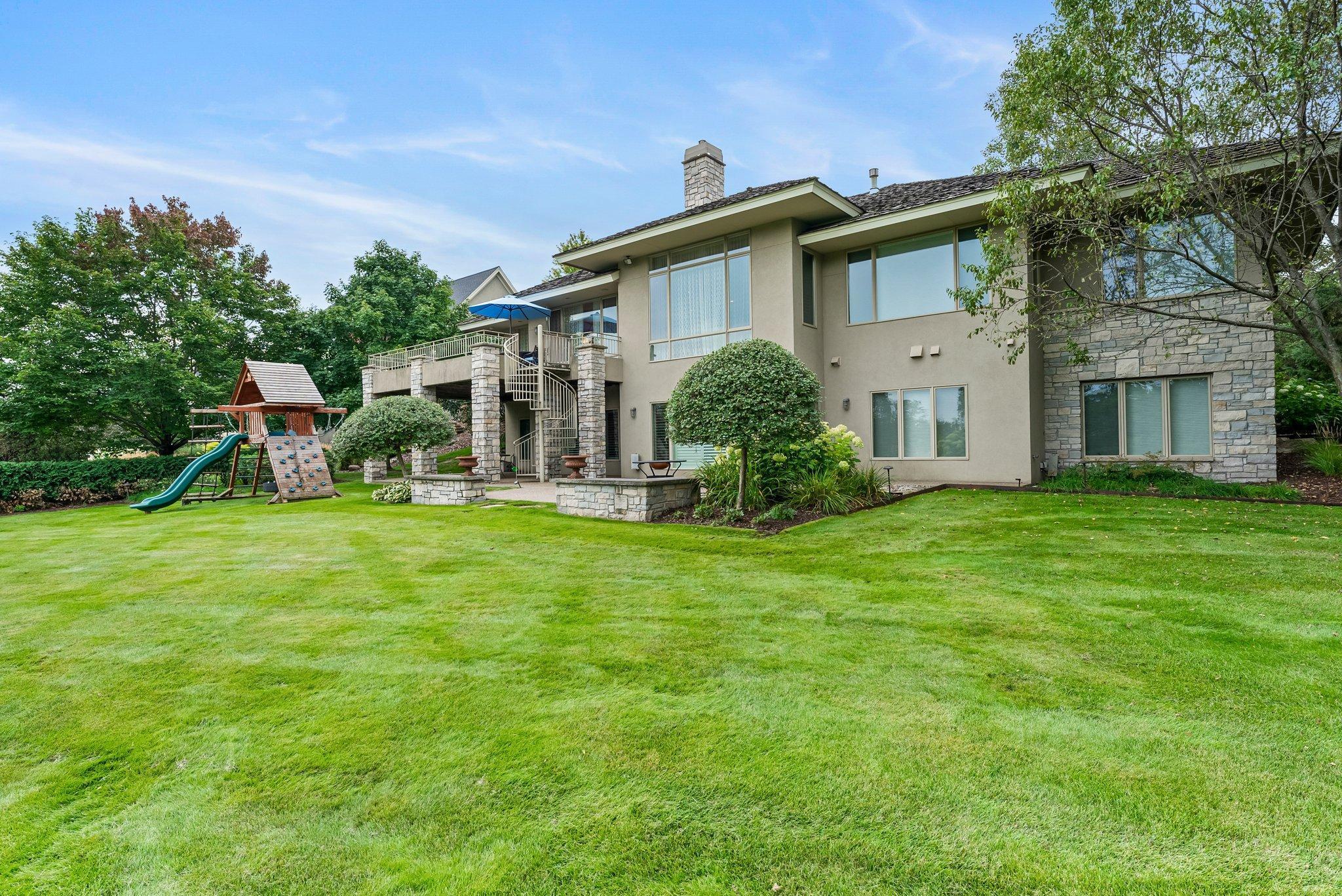 Eden Prairie, Minnesota, 55347, United States, ,4 BathroomsBathrooms,Residential,Active,1764072