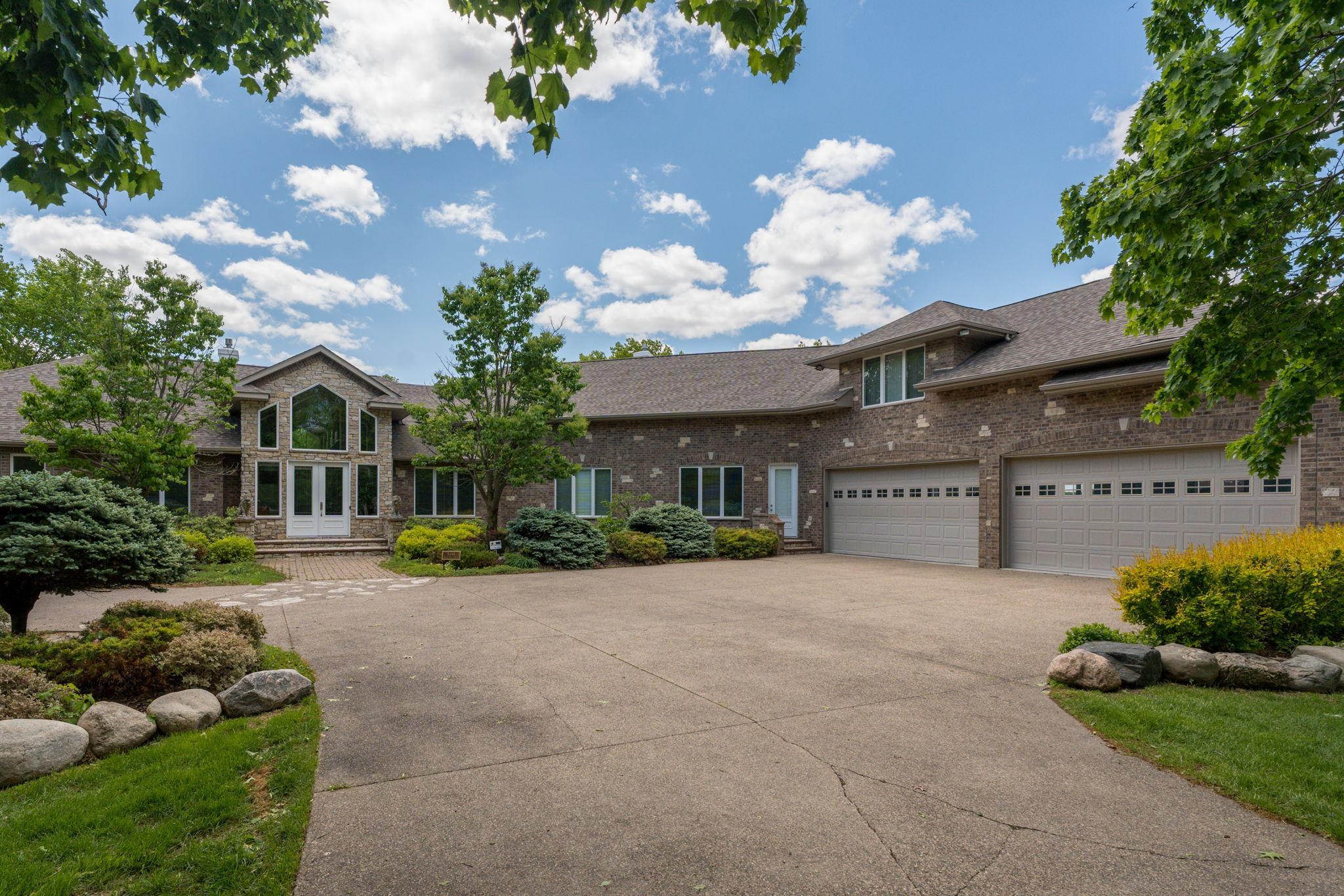 Prior Lake, Minnesota, 55372, United States, 4 Bedrooms Bedrooms, ,5 BathroomsBathrooms,Residential,Active,1922492