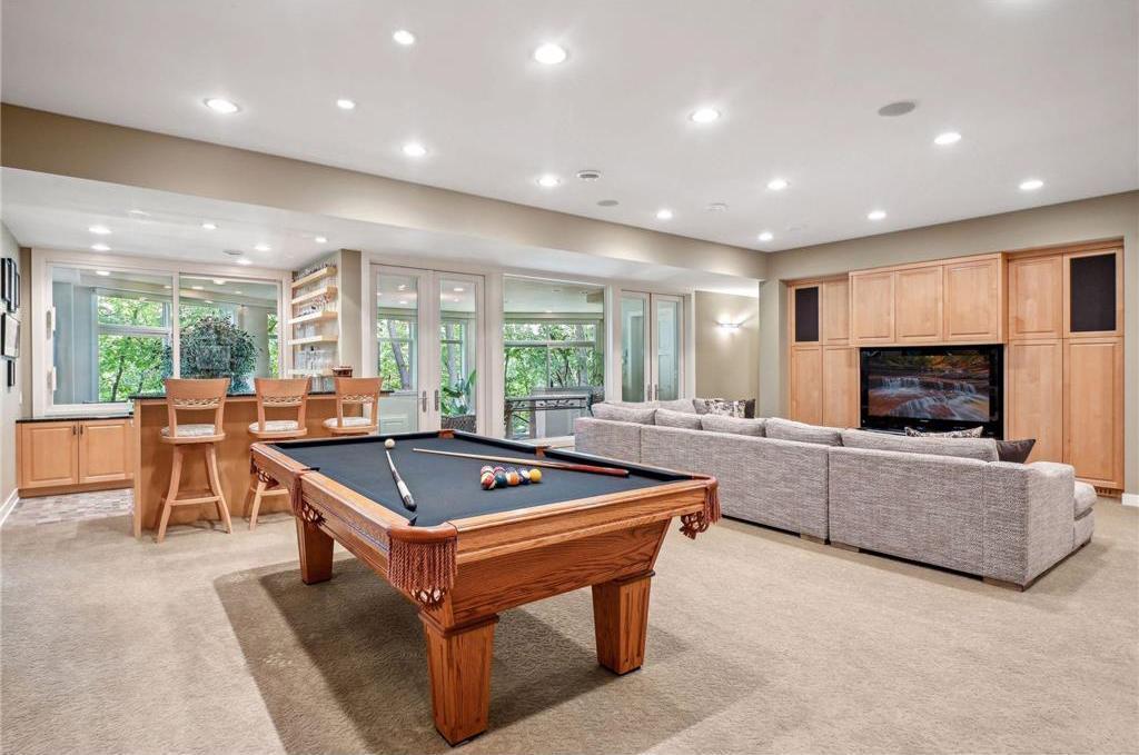 Minneapolis, Minnesota, 55439, United States, 5 Bedrooms Bedrooms, ,5 BathroomsBathrooms,Residential,Active,1944273