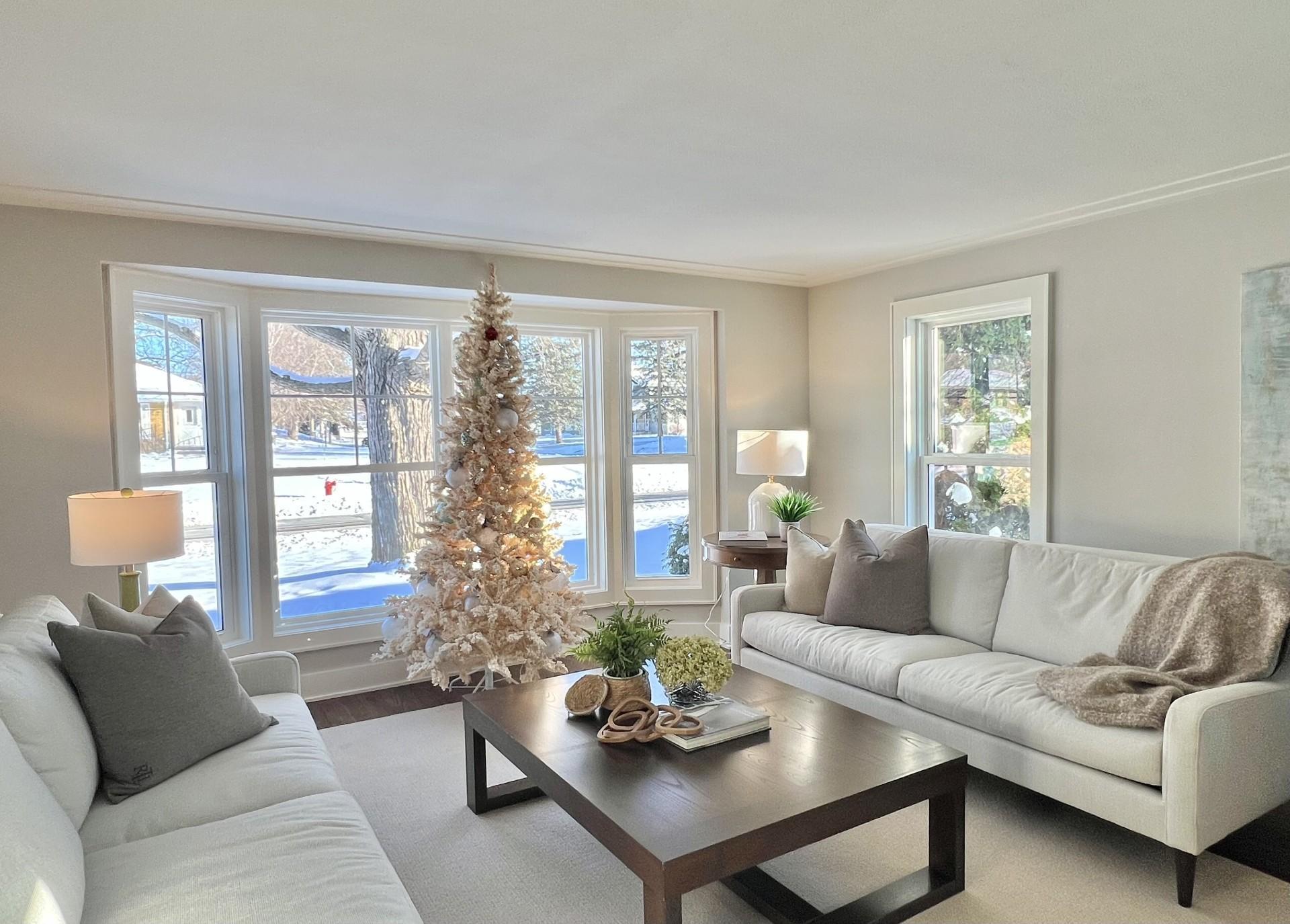 Minneapolis, Minnesota, 55435, United States, 5 Bedrooms Bedrooms, ,5 BathroomsBathrooms,Residential,Active,1944270