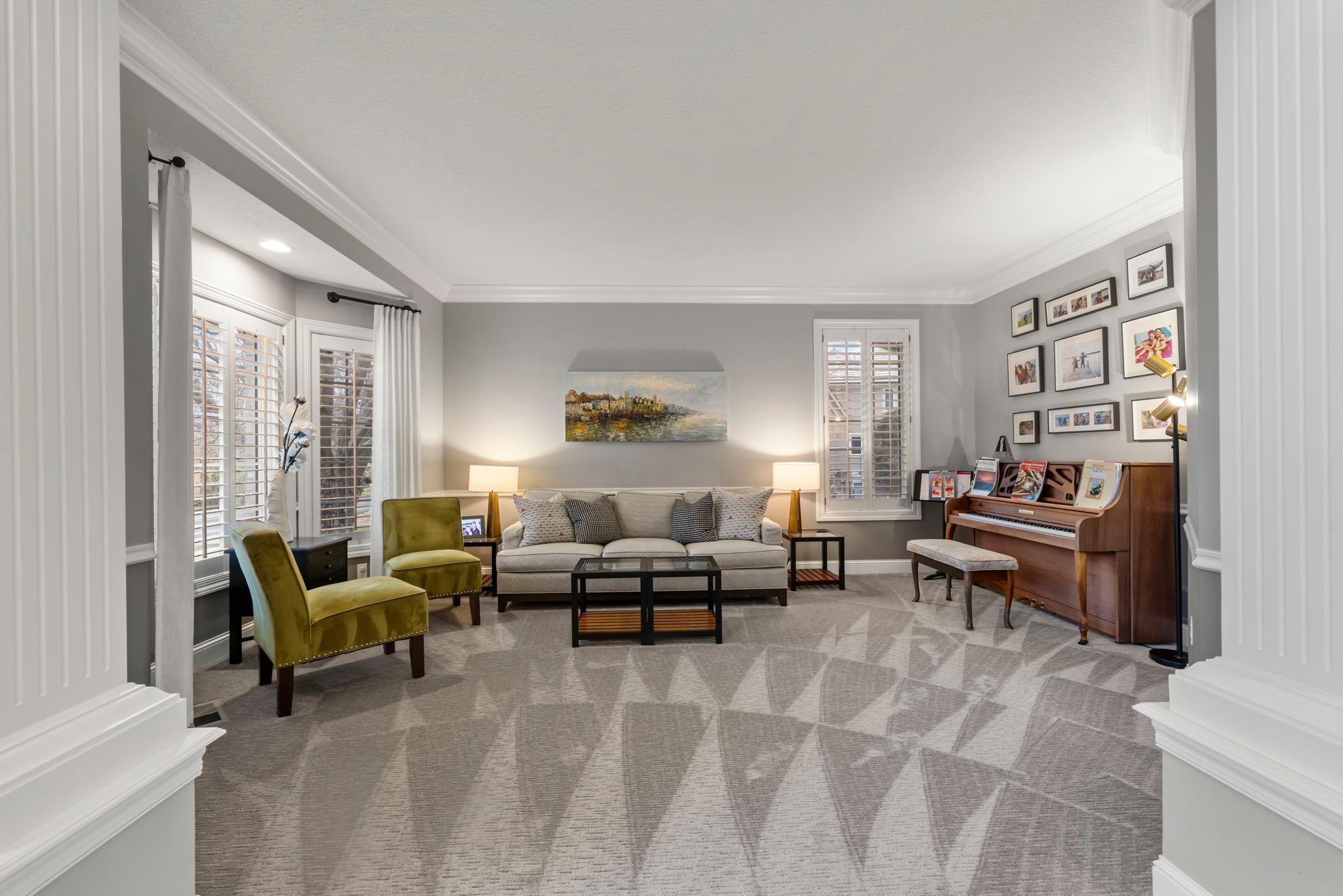 Eden Prairie, Minnesota, 55347, United States, 5 Bedrooms Bedrooms, ,6 BathroomsBathrooms,Residential,Active,1997621