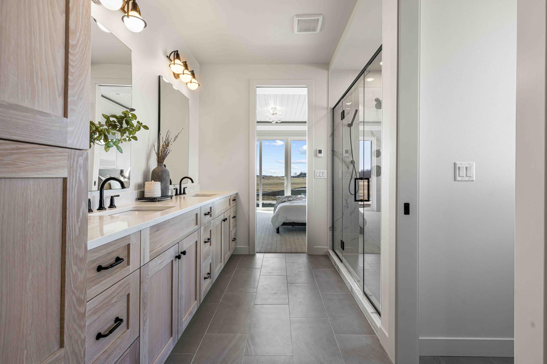 Fargo, North Dakota, 58104, United States, 4 Bedrooms Bedrooms, ,4 BathroomsBathrooms,Residential,Active,2007923