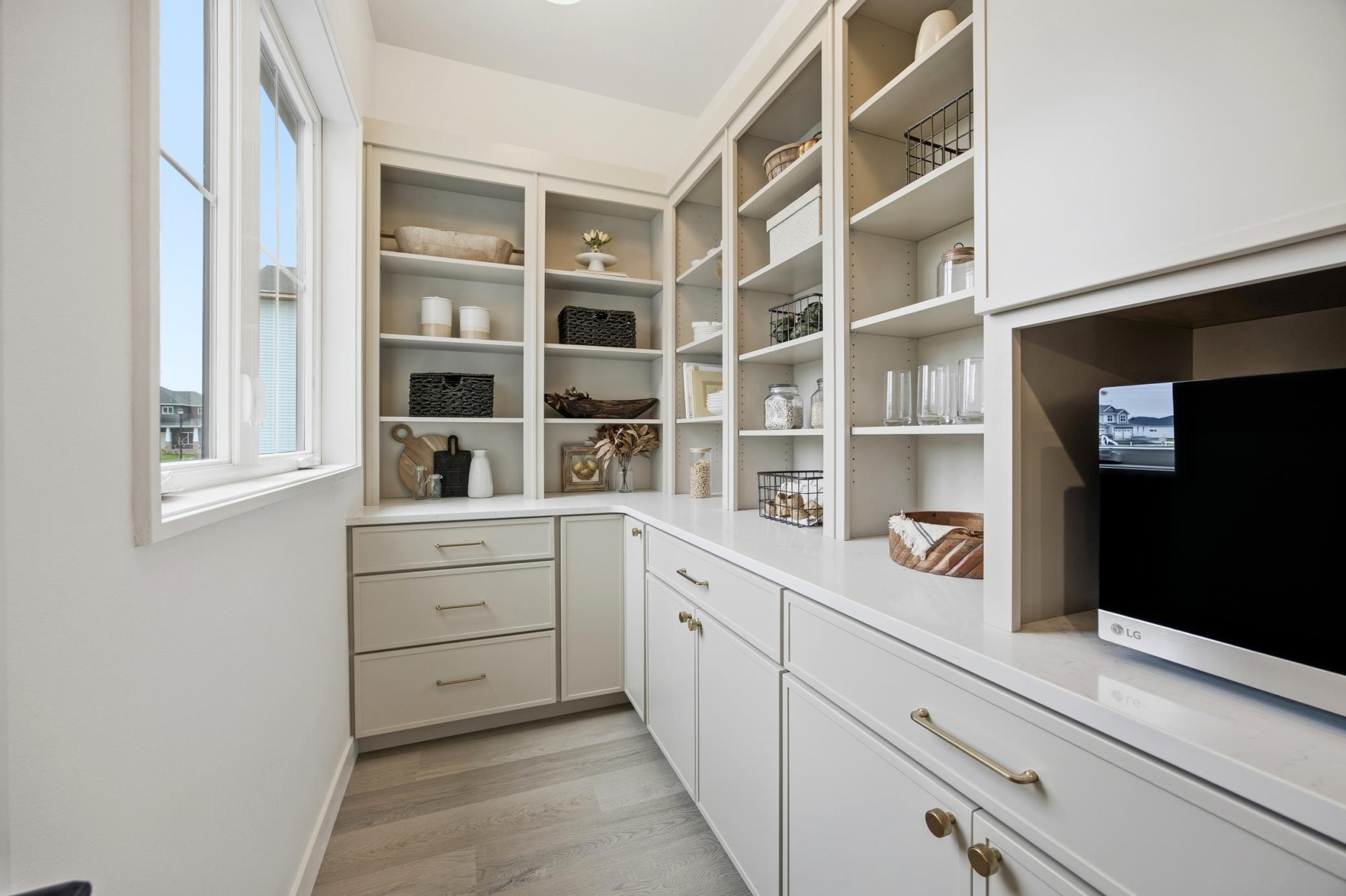 West Fargo, North Dakota, 58078, United States, 5 Bedrooms Bedrooms, ,4 BathroomsBathrooms,Residential,Active,1970996