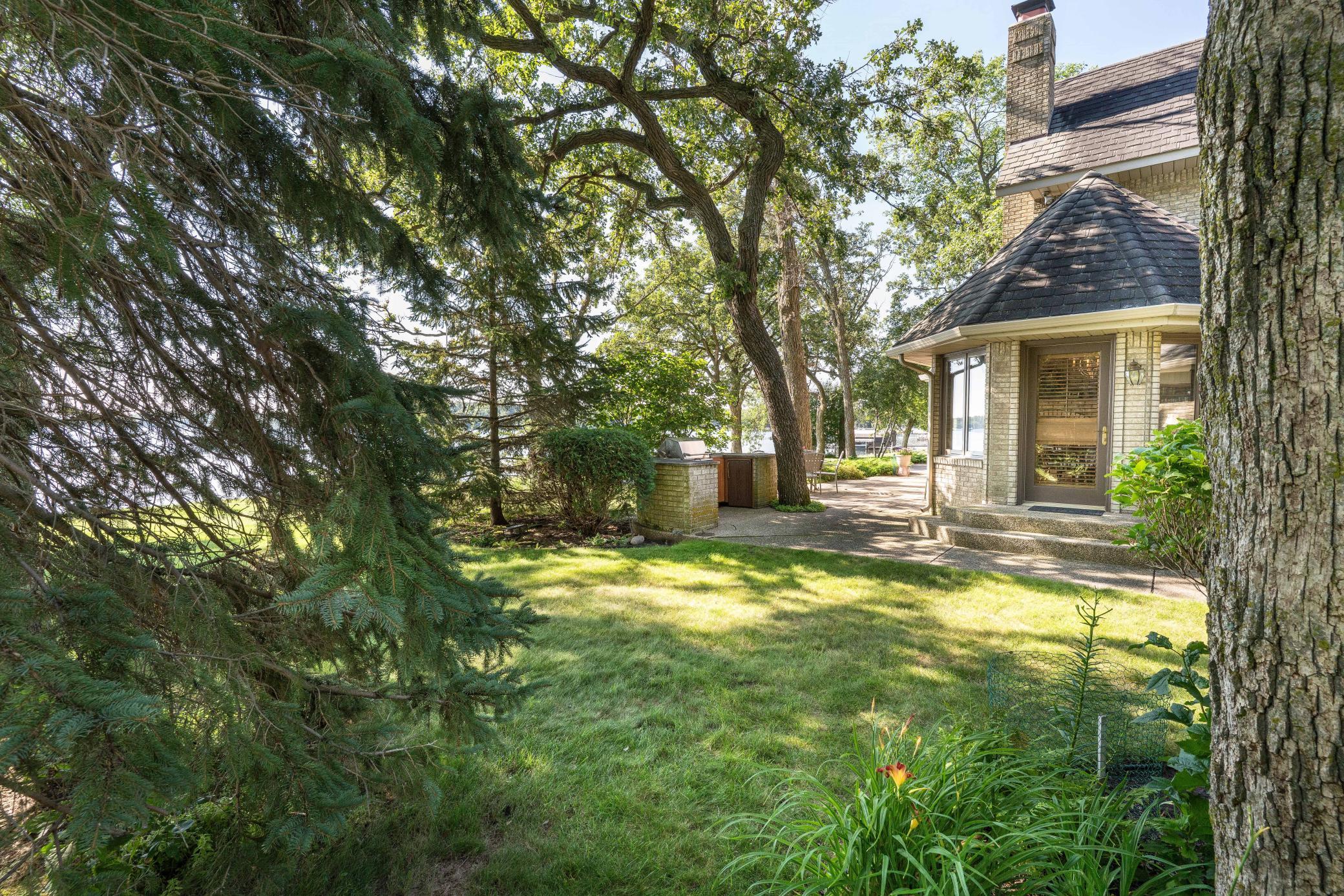 Alexandria, Minnesota, 56308, United States, 4 Bedrooms Bedrooms, ,6 BathroomsBathrooms,Residential,Active,1964256